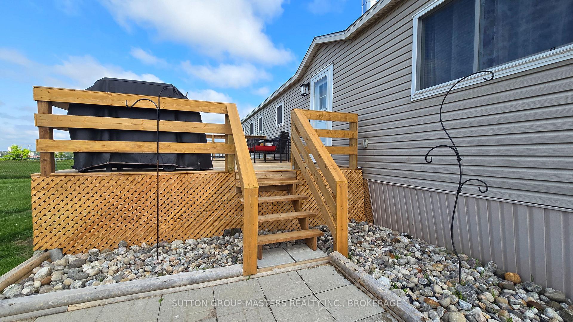 Photo 9 of 30 Kapyong Crescent, Kingston, Kingston East (incl CFB Kingston) — HOMEH
