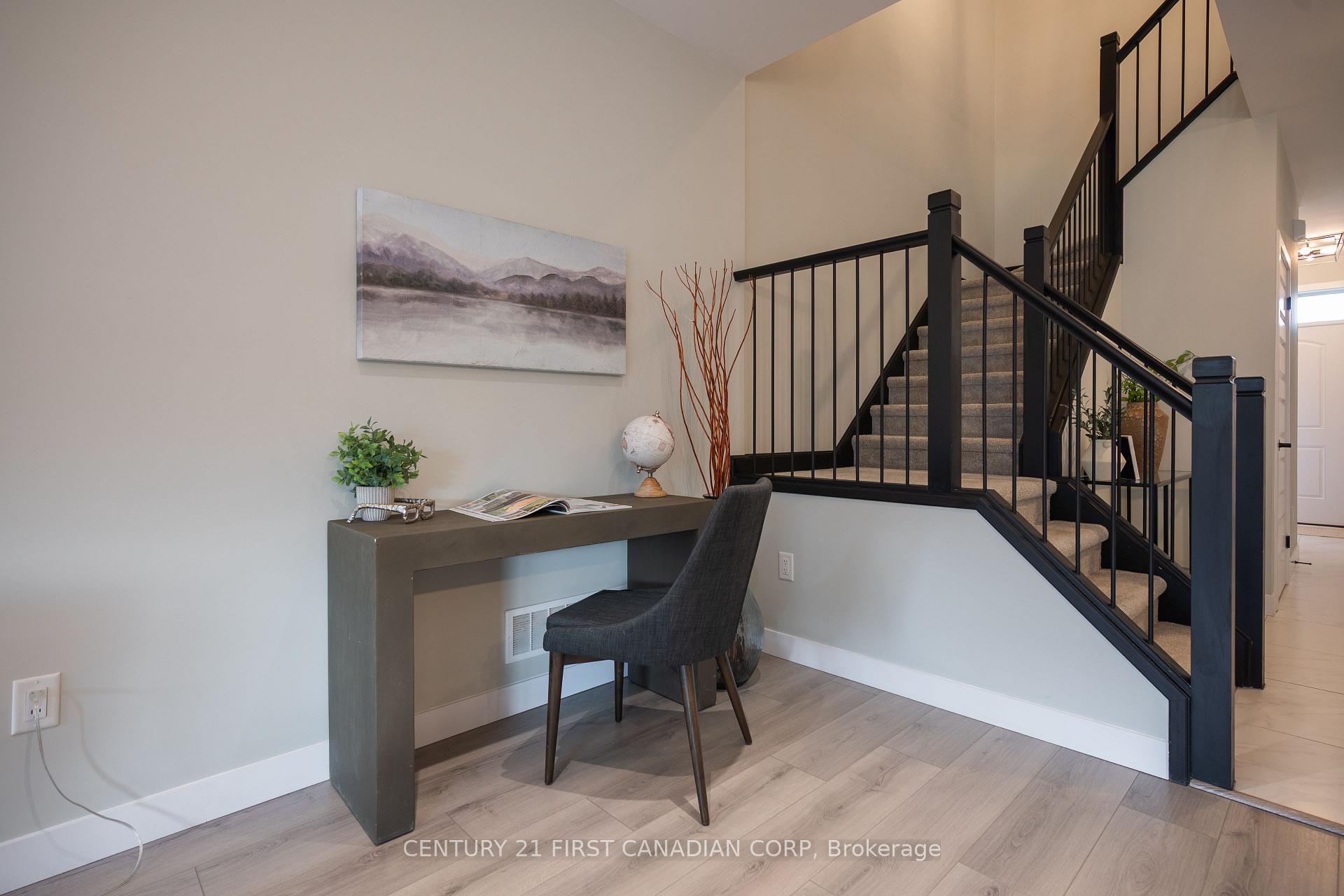 Photo 15 of 203 Winlow Way, Middlesex Centre, Kilworth — HOMEH