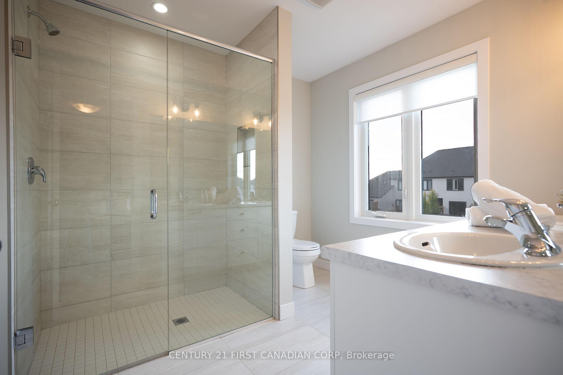 Photo 20 of 203 Winlow Way, Middlesex Centre, Kilworth — HOMEH