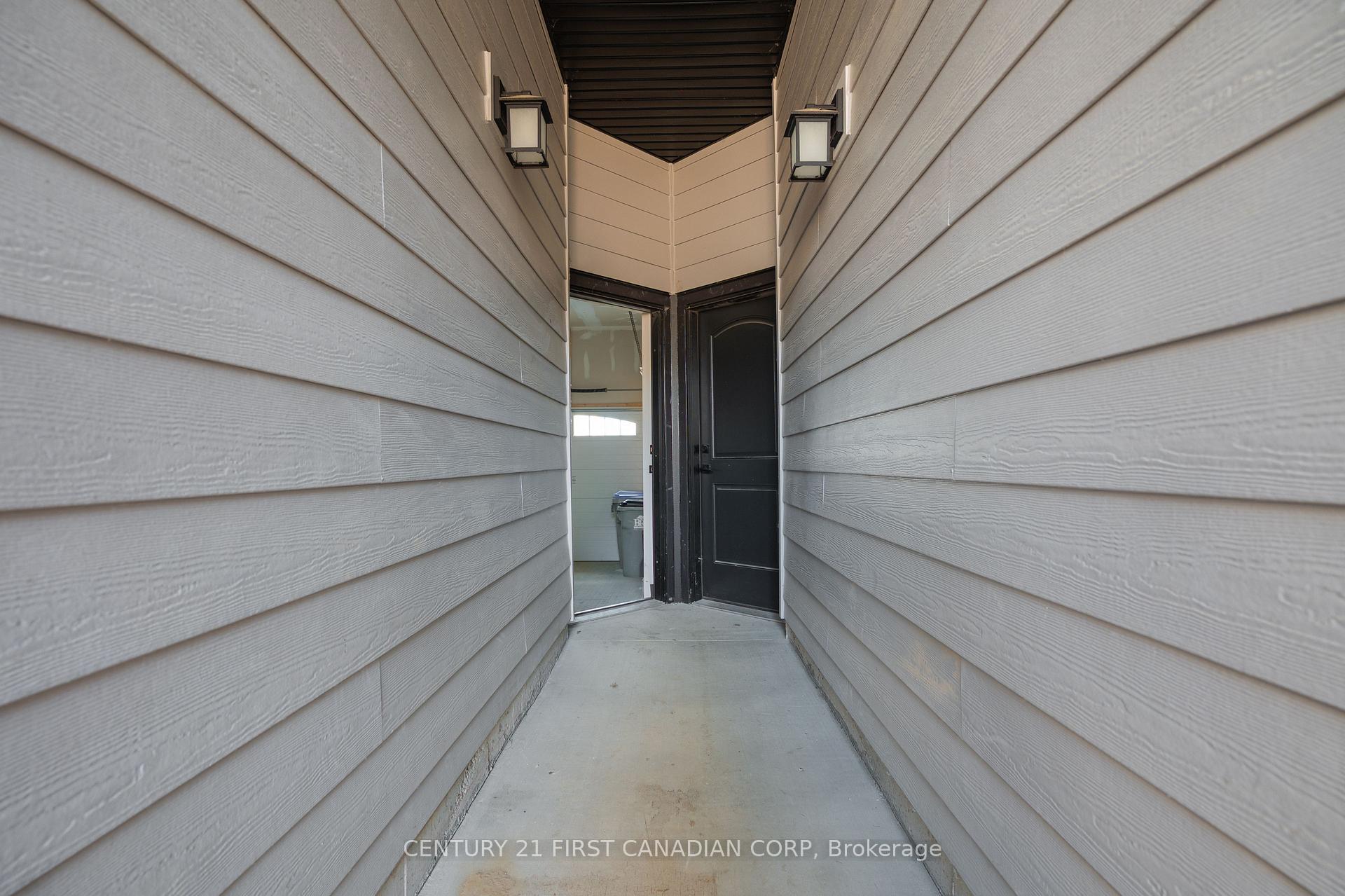 Photo 26 of 203 Winlow Way, Middlesex Centre, Kilworth — HOMEH