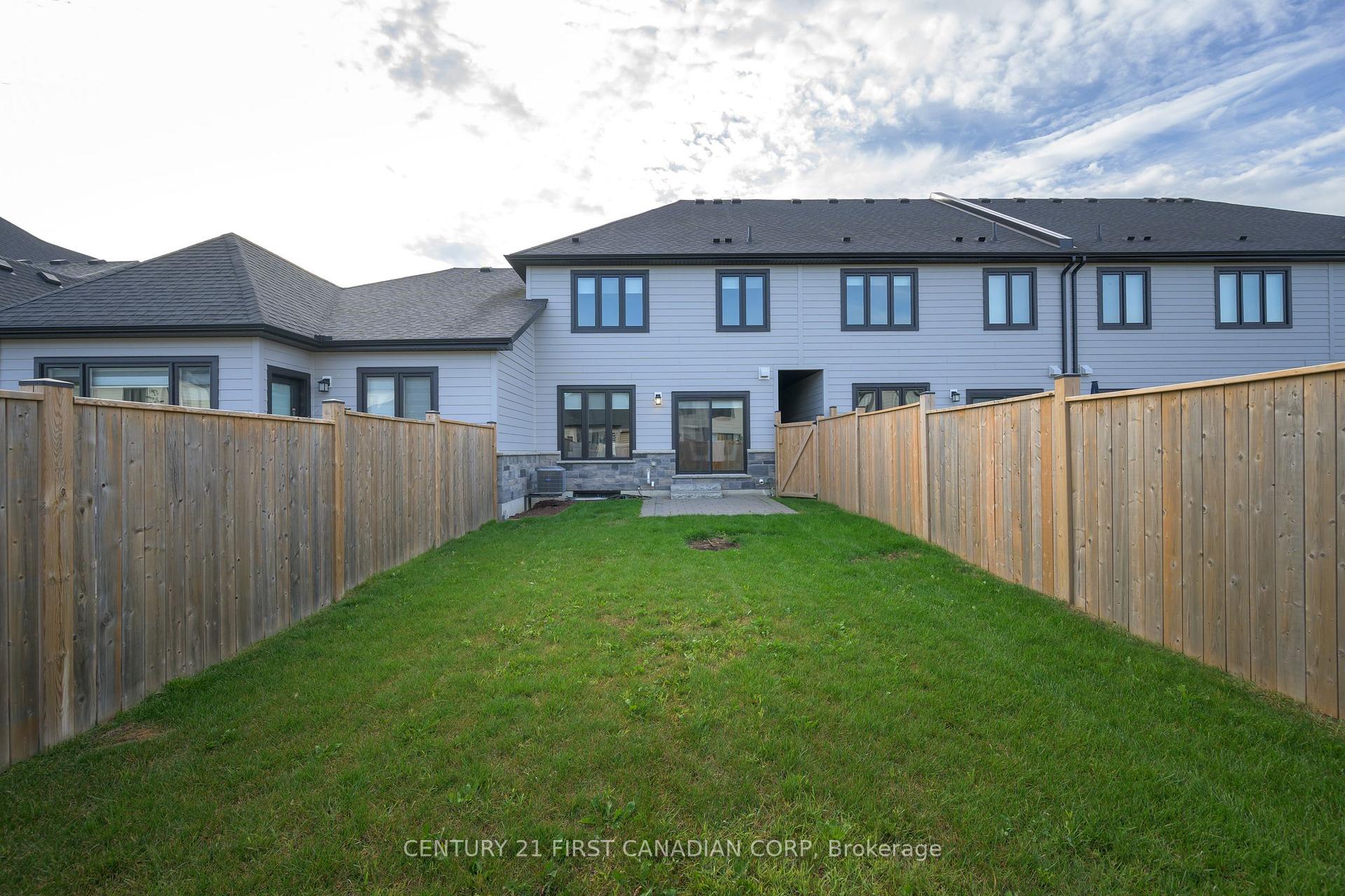 Photo 28 of 203 Winlow Way, Middlesex Centre, Kilworth — HOMEH