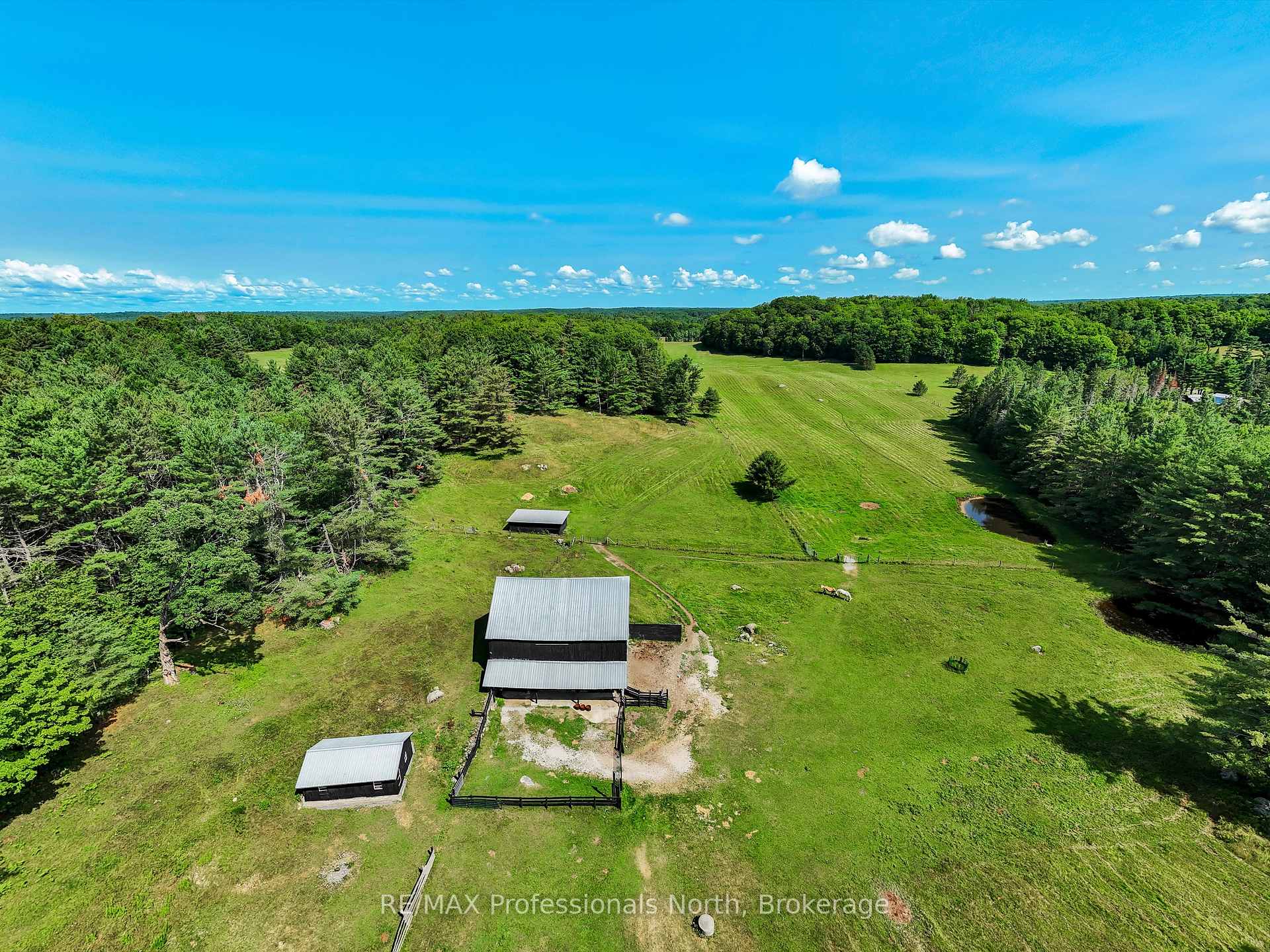 Photo 46 of 1069 Kirk Line E, Bracebridge, Macaulay — HOMEH