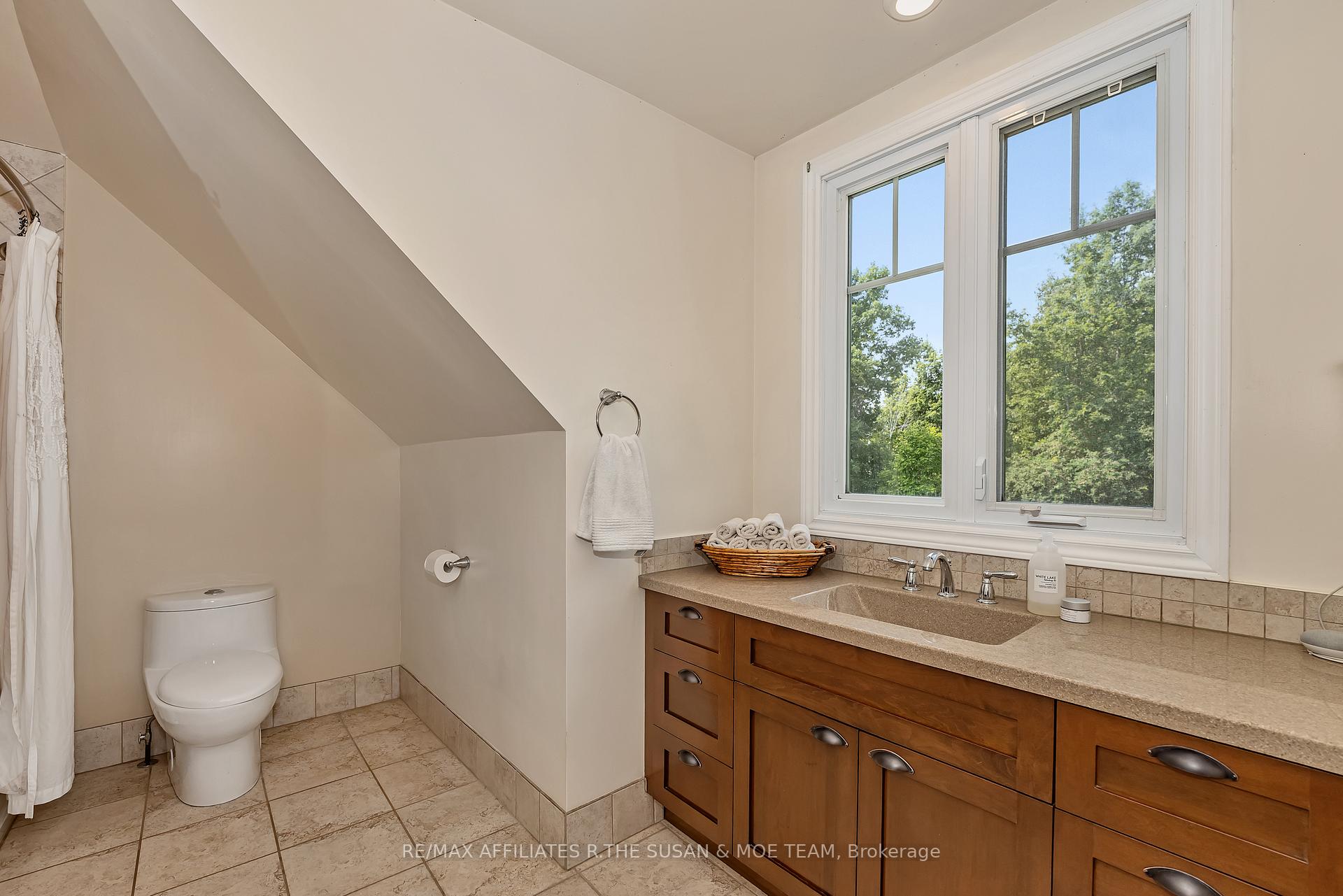 Photo 22 of 12305 Ormond Road, North Dundas, North Dundas (Winchester) Twp — HOMEH