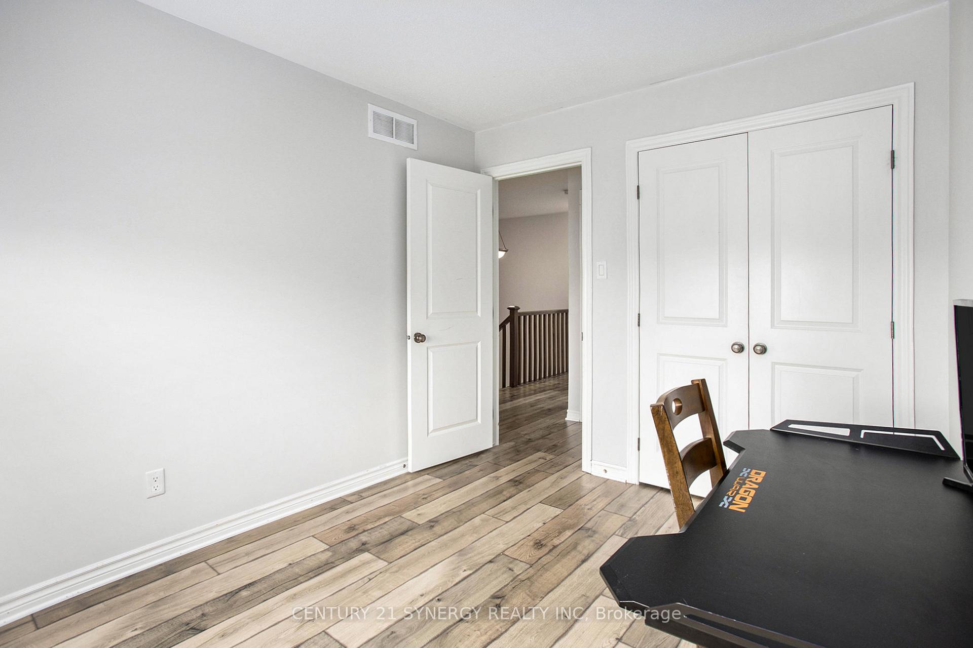Photo 10 of 516 Rochefort Circle, Ottawa, Avalon West — HOMEH