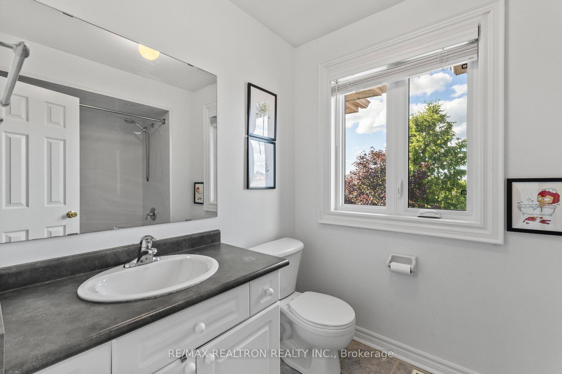 Photo 22 of 11 Jessica Drive, Barrie, Painswick South — HOMEH