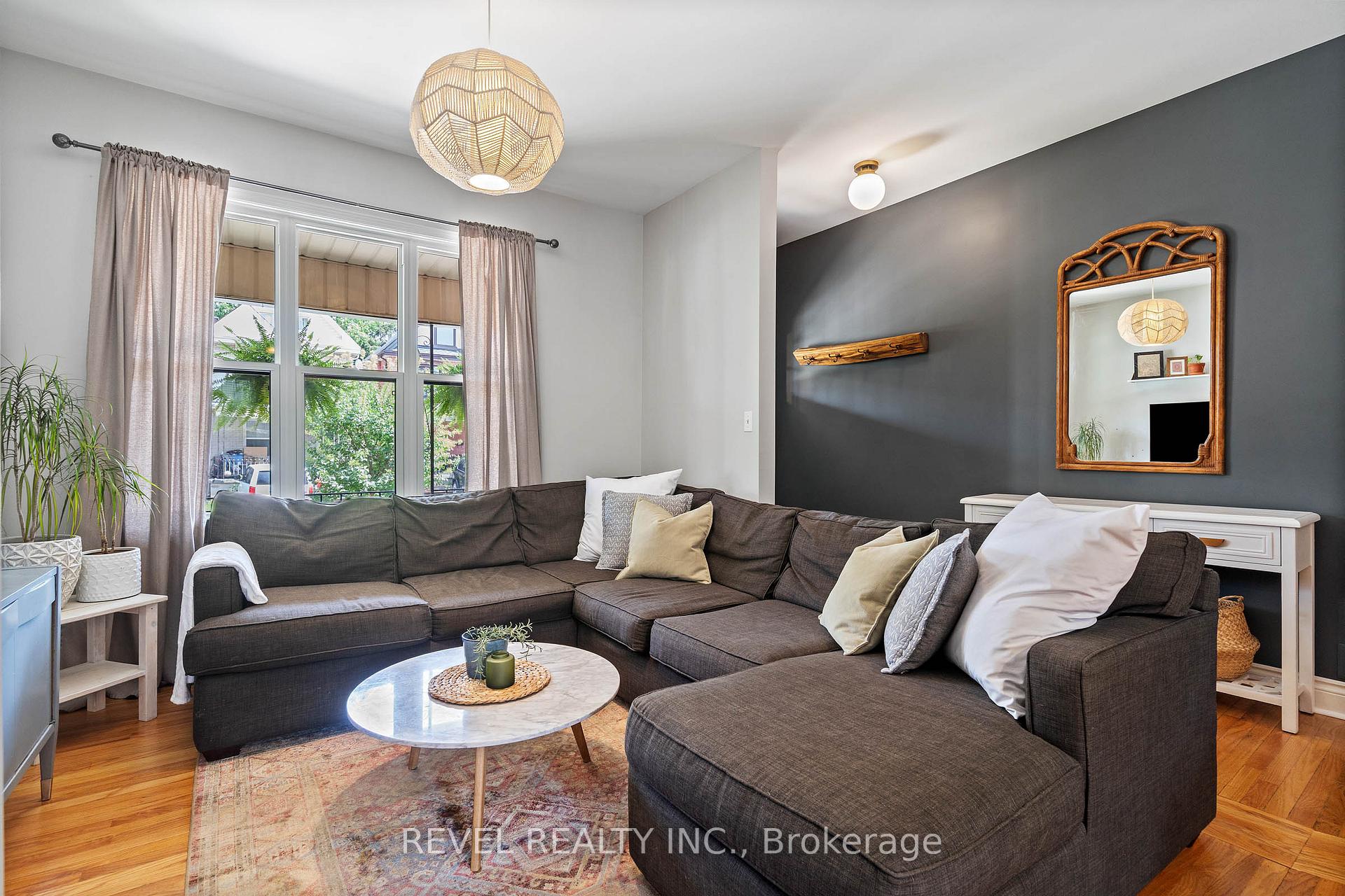 Photo 8 of 33 Holton Avenue N, Hamilton, Gibson — HOMEH