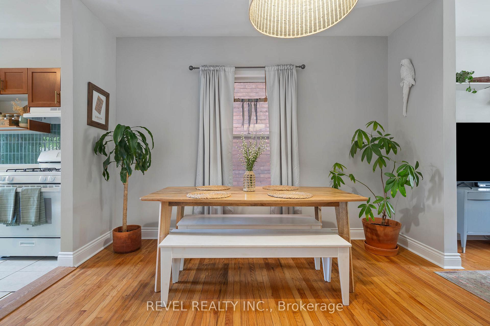 Photo 14 of 33 Holton Avenue N, Hamilton, Gibson — HOMEH