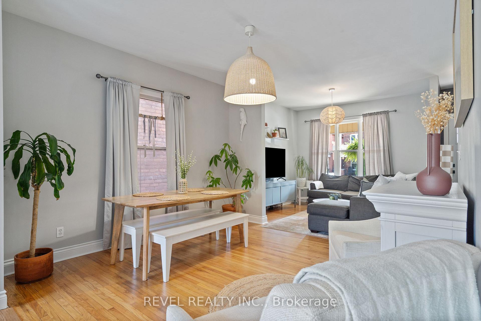 Photo 21 of 33 Holton Avenue N, Hamilton, Gibson — HOMEH