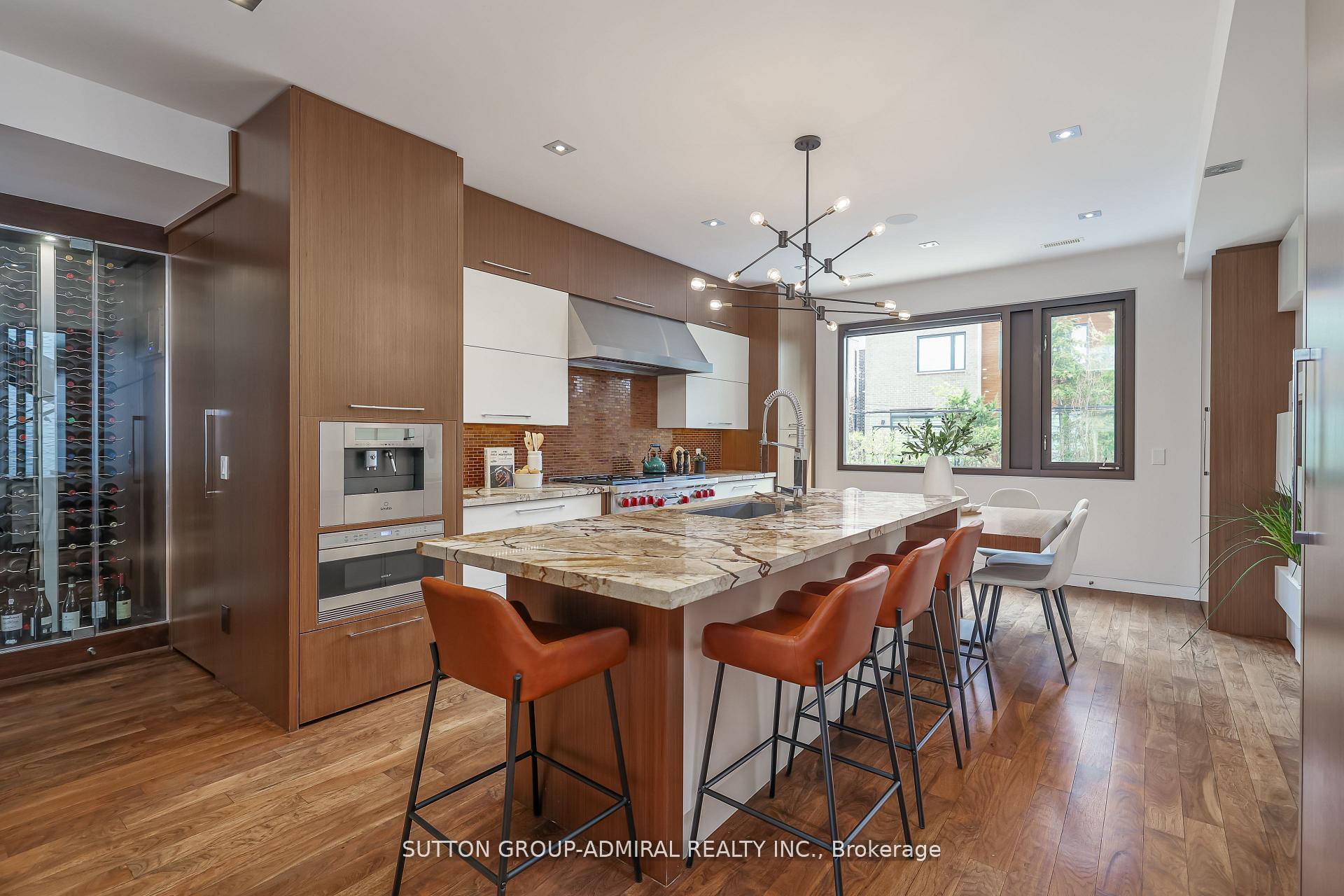 Photo 10 of 415 Douglas Avenue, Toronto, Bedford Park-Nortown — HOMEH