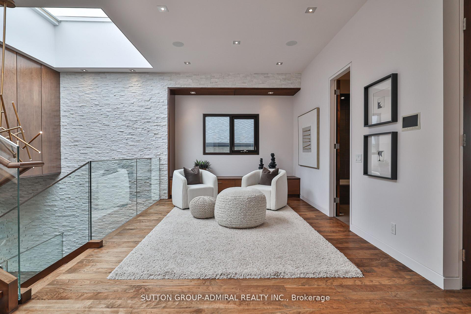 Photo 21 of 415 Douglas Avenue, Toronto, Bedford Park-Nortown — HOMEH