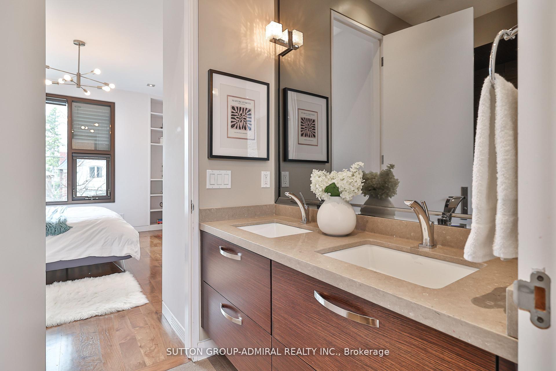 Photo 20 of 415 Douglas Avenue, Toronto, Bedford Park-Nortown — HOMEH