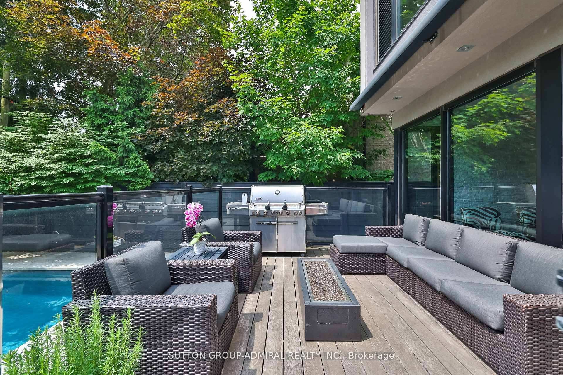 Photo 36 of 415 Douglas Avenue, Toronto, Bedford Park-Nortown — HOMEH