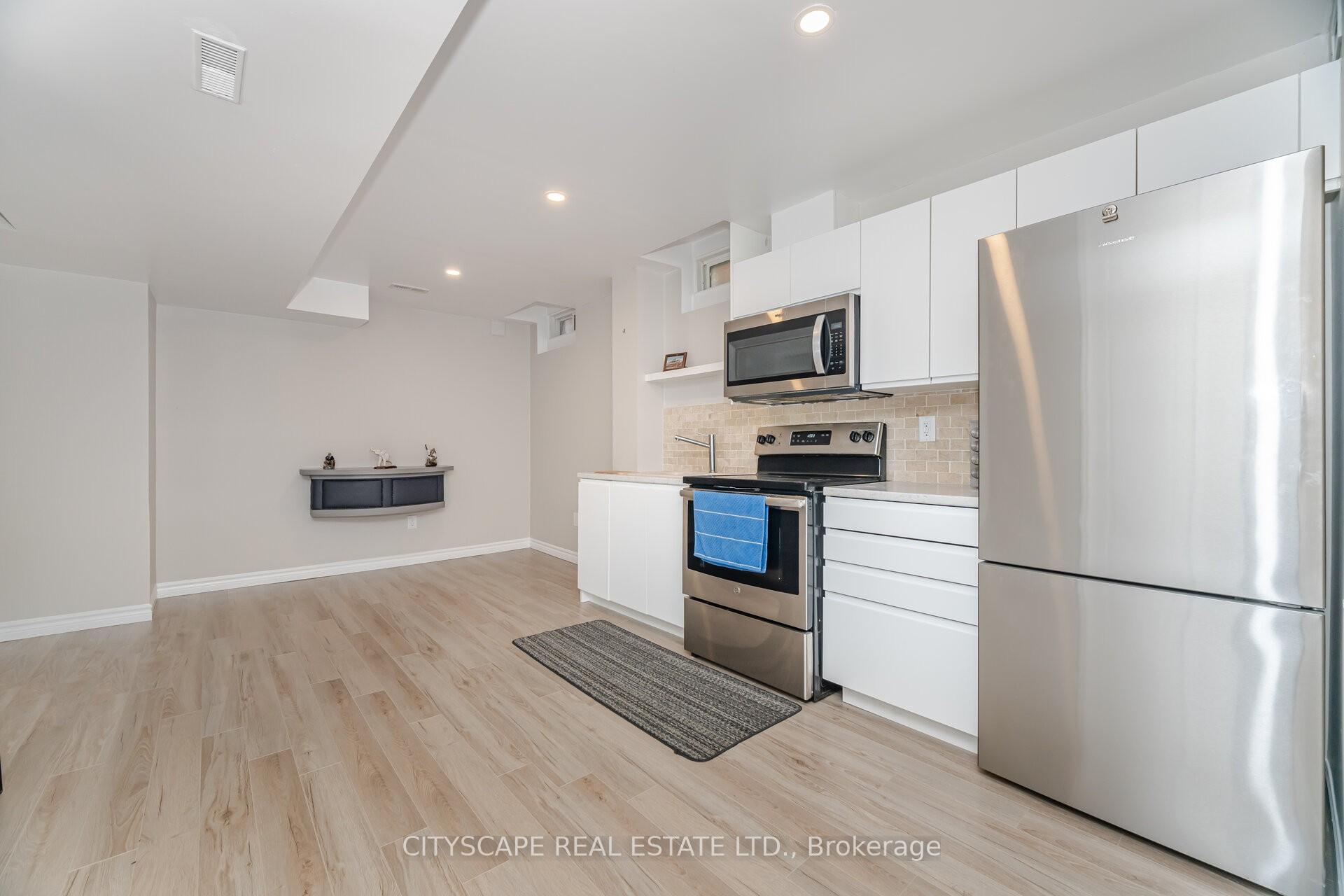 Photo 20 of 19 Windflower Road, Brampton, Northwest Sandalwood Parkway — HOMEH