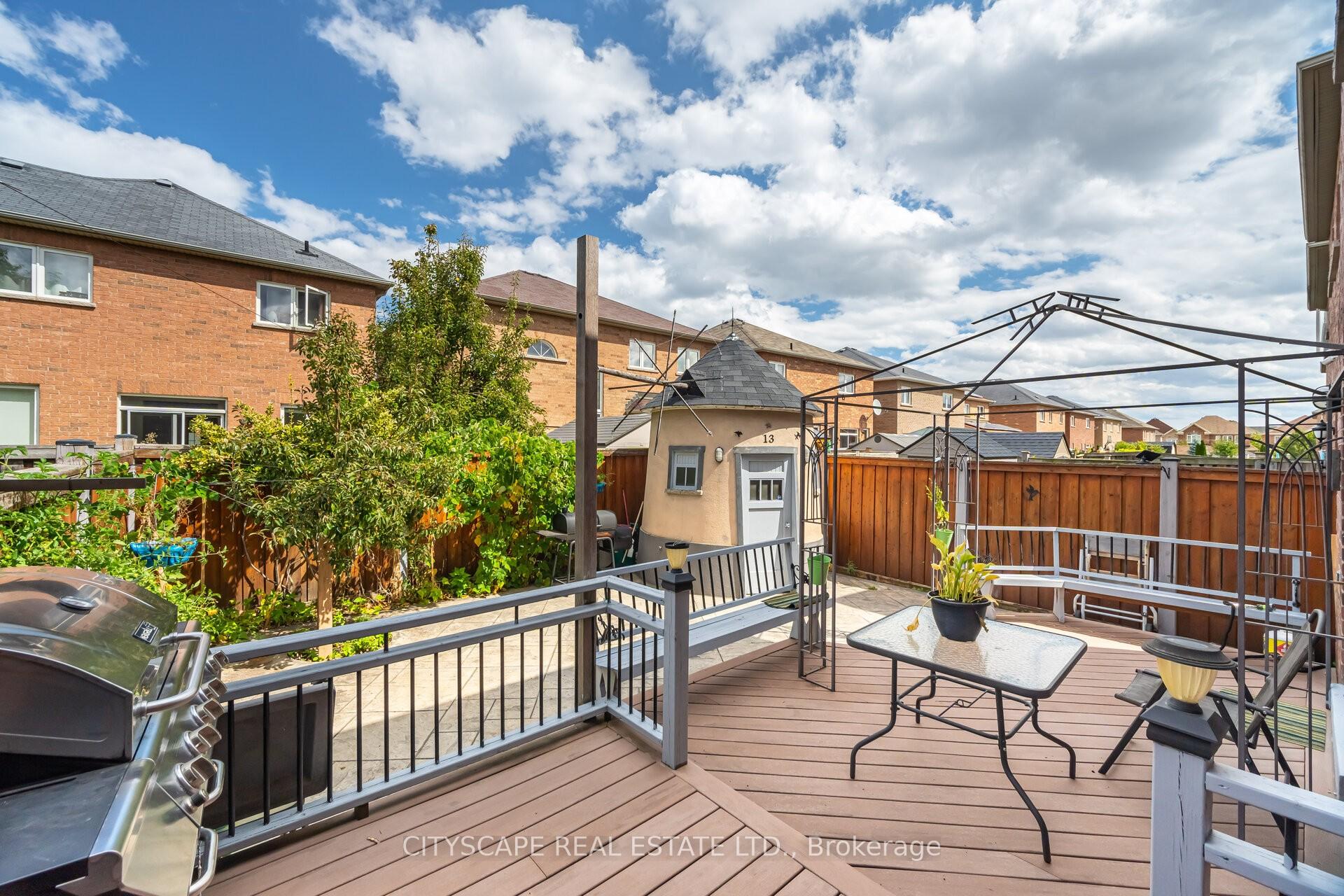 Photo 30 of 19 Windflower Road, Brampton, Northwest Sandalwood Parkway — HOMEH