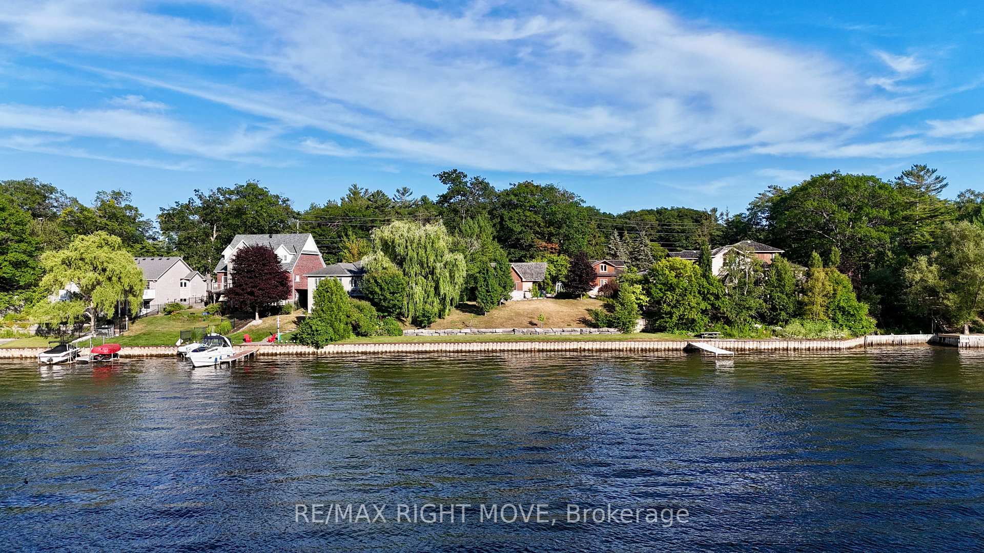 Photo 6 of 993 Mosley Street, Wasaga Beach — HOMEH