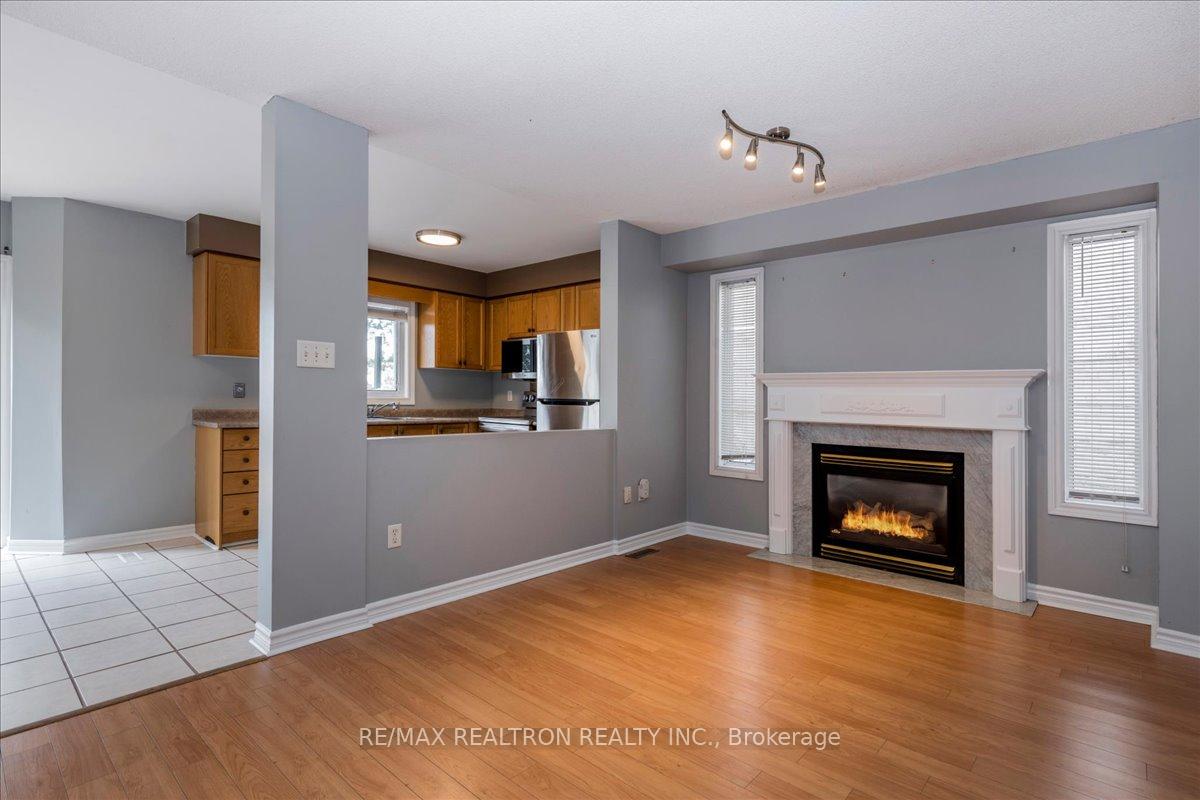Photo 6 of 64 Stoneybrook Crescent, Barrie, Ardagh — HOMEH