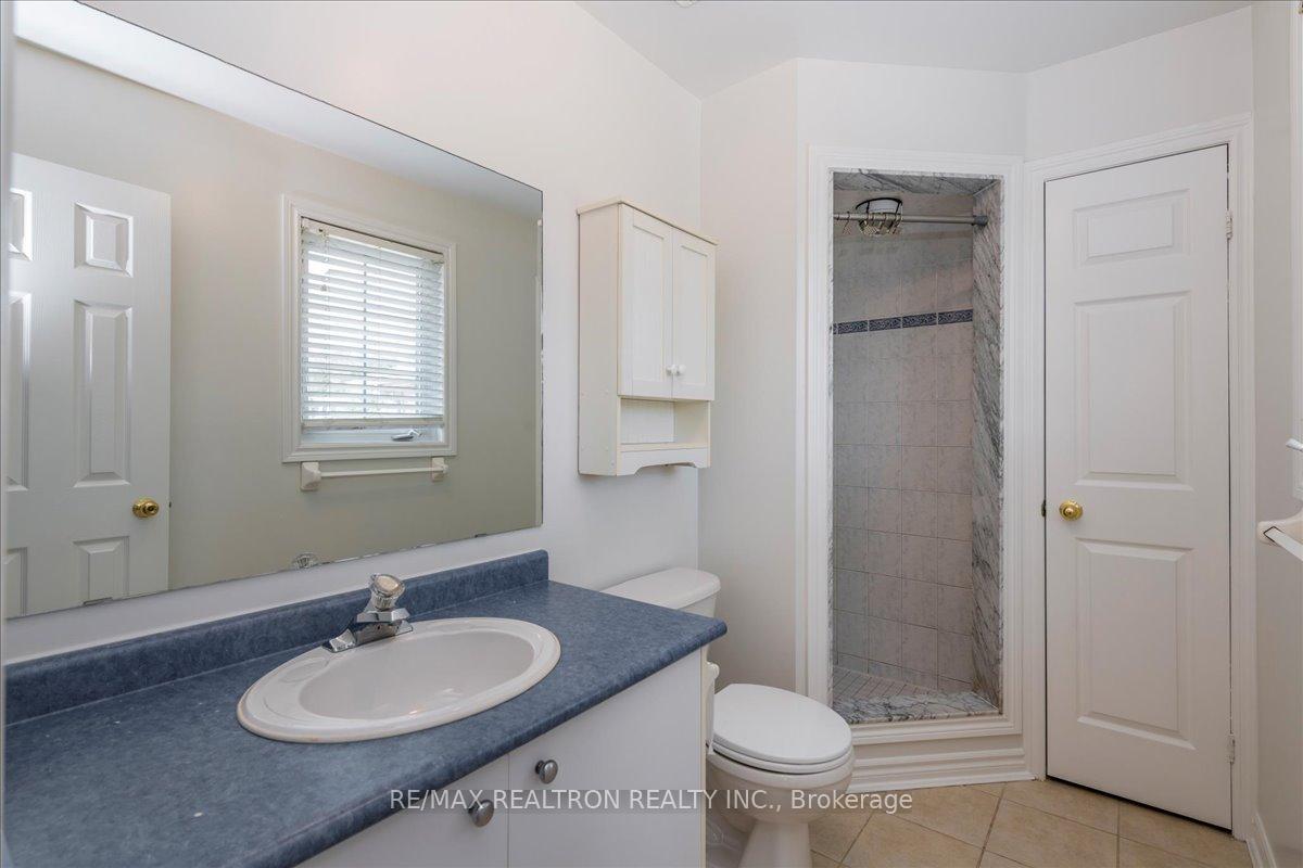 Photo 21 of 64 Stoneybrook Crescent, Barrie, Ardagh — HOMEH