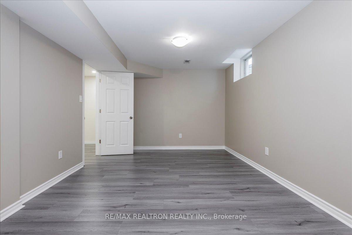 Photo 31 of 64 Stoneybrook Crescent, Barrie, Ardagh — HOMEH