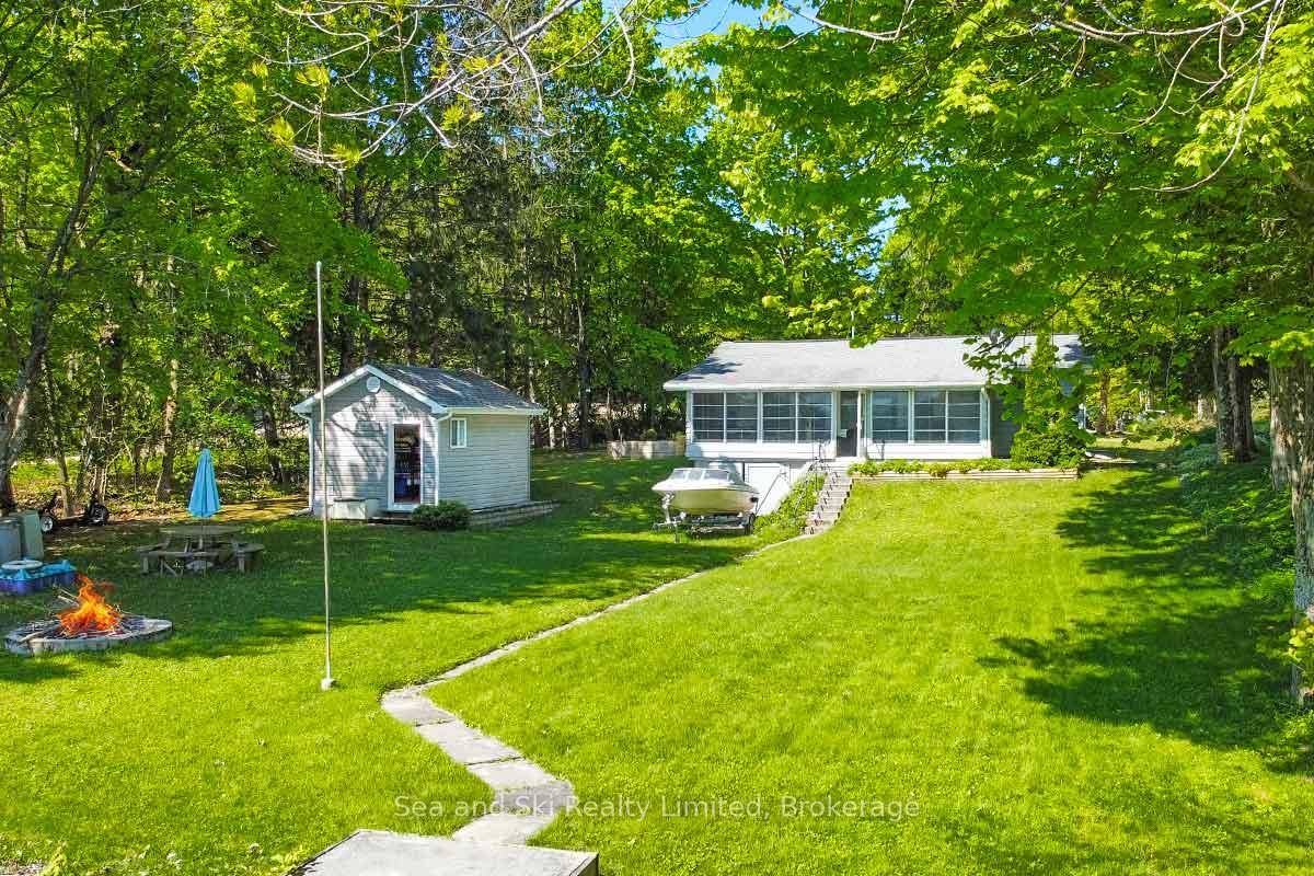 Photo 27 of 622469 Sideroad 7 Side Road, Chatsworth — HOMEH