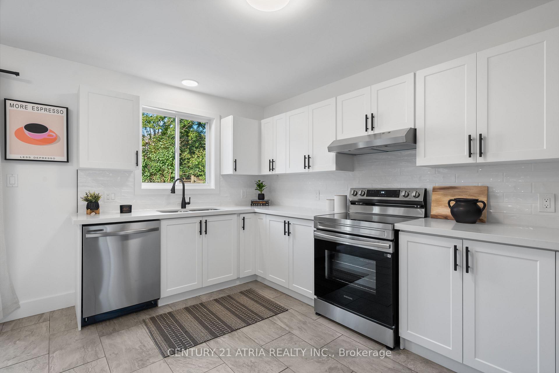 Photo 7 of 15 Dykstra Drive, Barrie, Holly — HOMEH