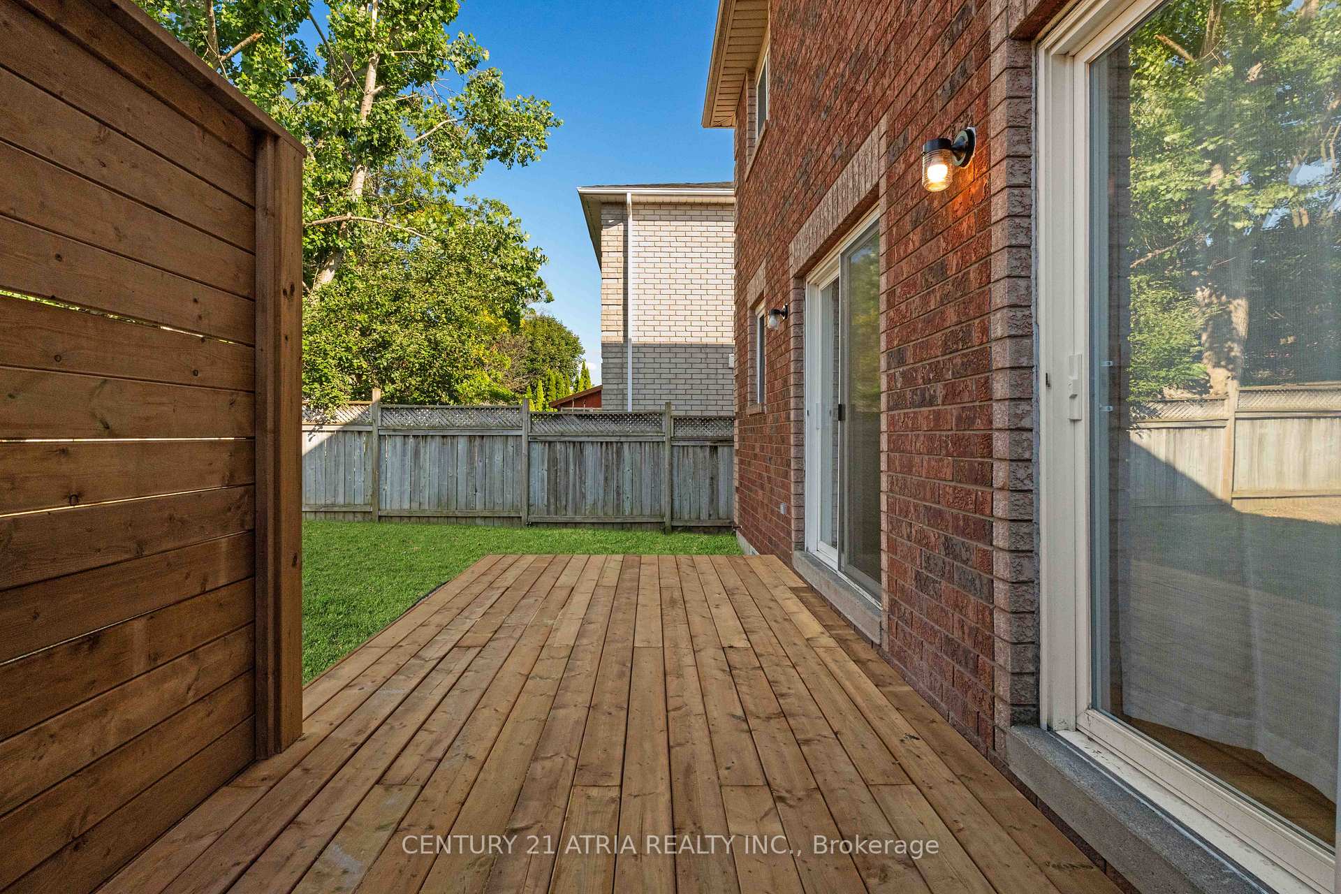 Photo 16 of 15 Dykstra Drive, Barrie, Holly — HOMEH