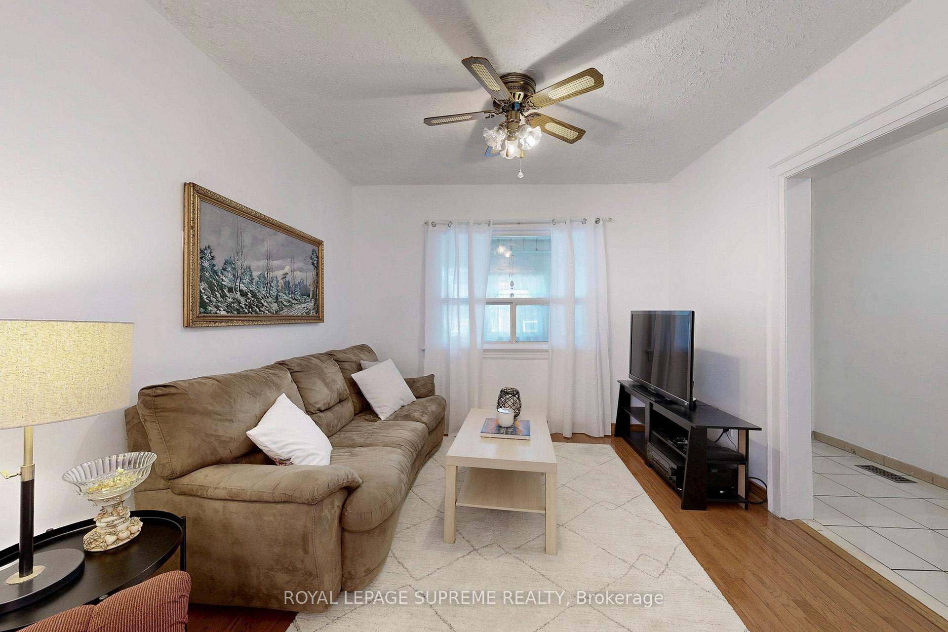 Photo 4 of 354 Winona Drive, Toronto, Oakwood Village — HOMEH
