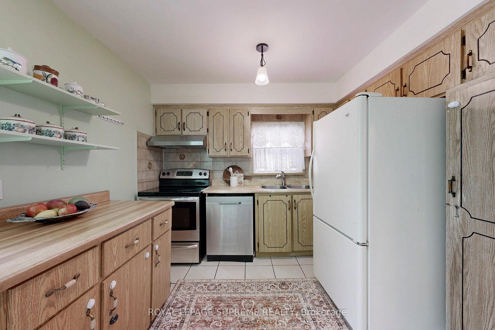 Photo 10 of 354 Winona Drive, Toronto, Oakwood Village — HOMEH