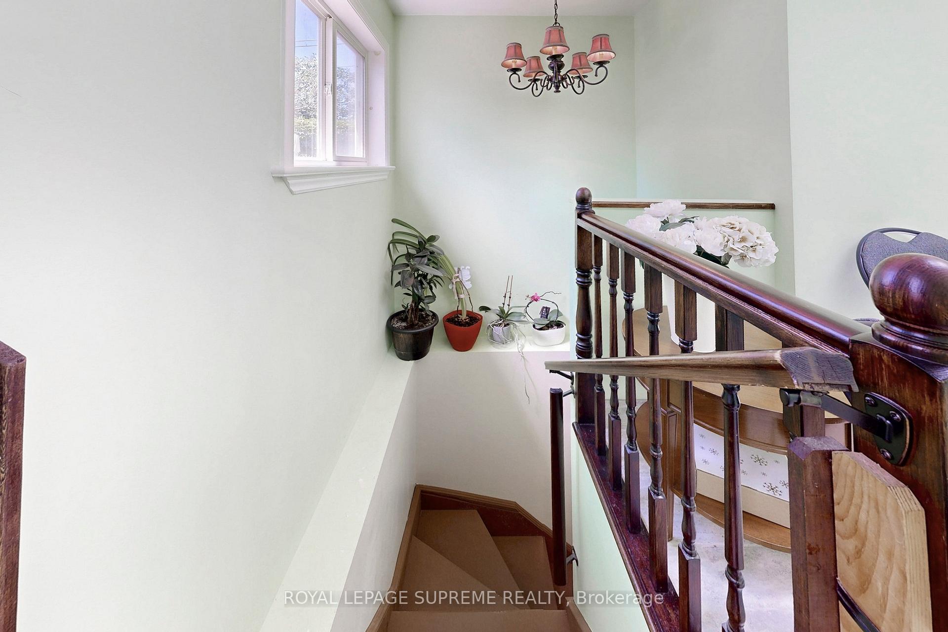 Photo 14 of 354 Winona Drive, Toronto, Oakwood Village — HOMEH