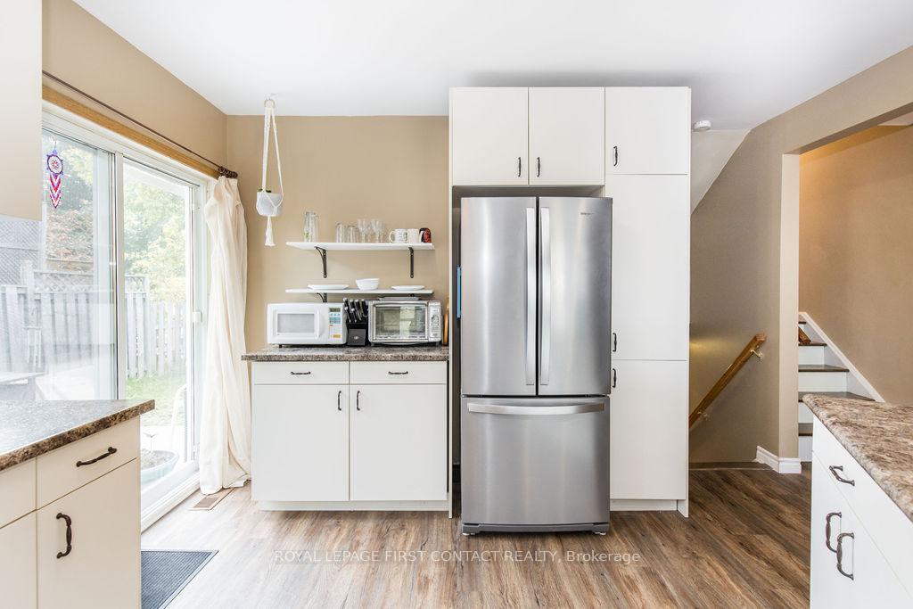 Photo 6 of 33 Roslyn Road, Barrie, Wellington — HOMEH