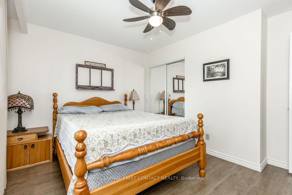 Photo 17 of 33 Roslyn Road, Barrie, Wellington — HOMEH