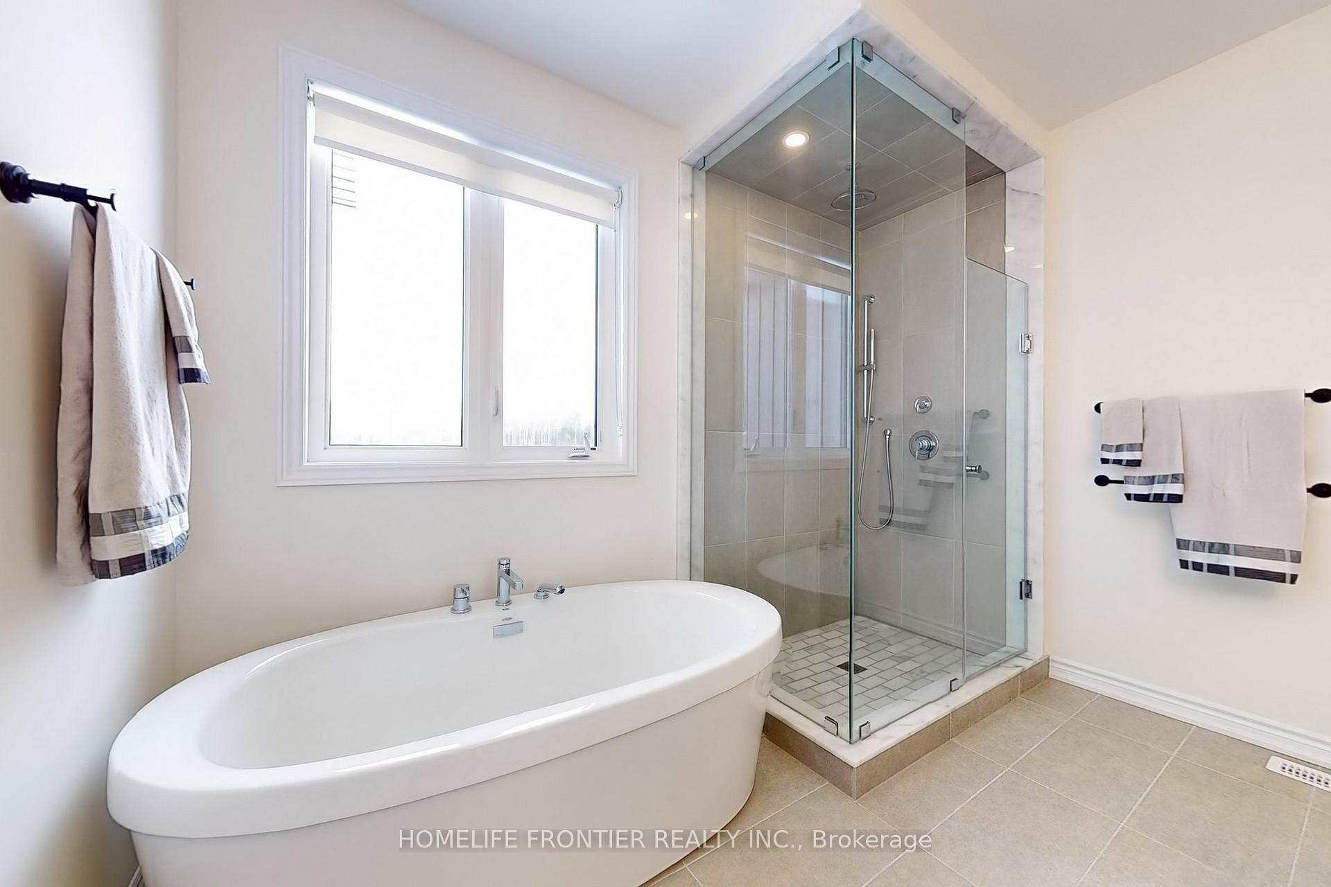 Photo 8 of 256 Ramblewood Drive, Wasaga Beach — HOMEH