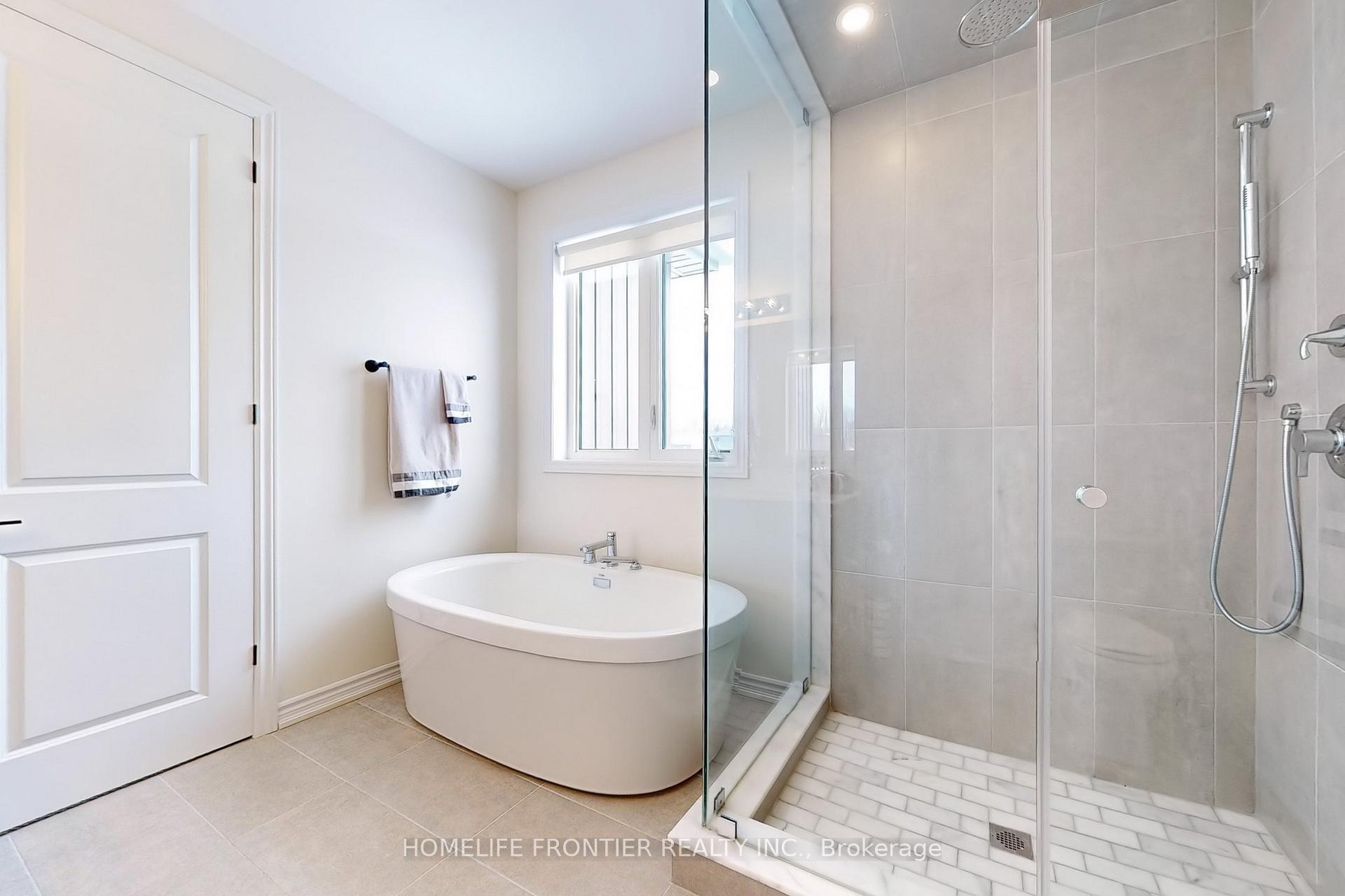 Photo 6 of 256 Ramblewood Drive, Wasaga Beach — HOMEH
