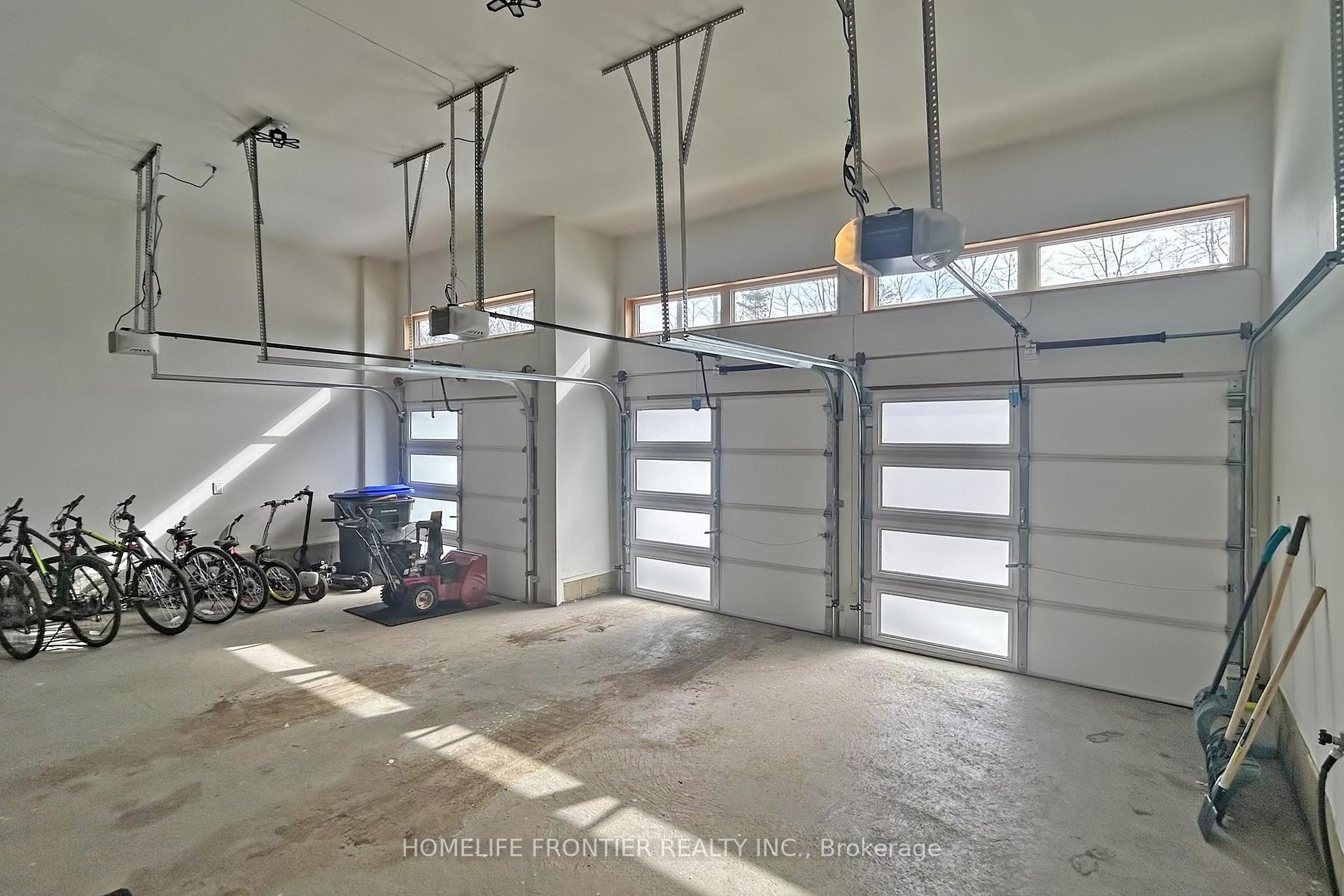 Photo 25 of 256 Ramblewood Drive, Wasaga Beach — HOMEH