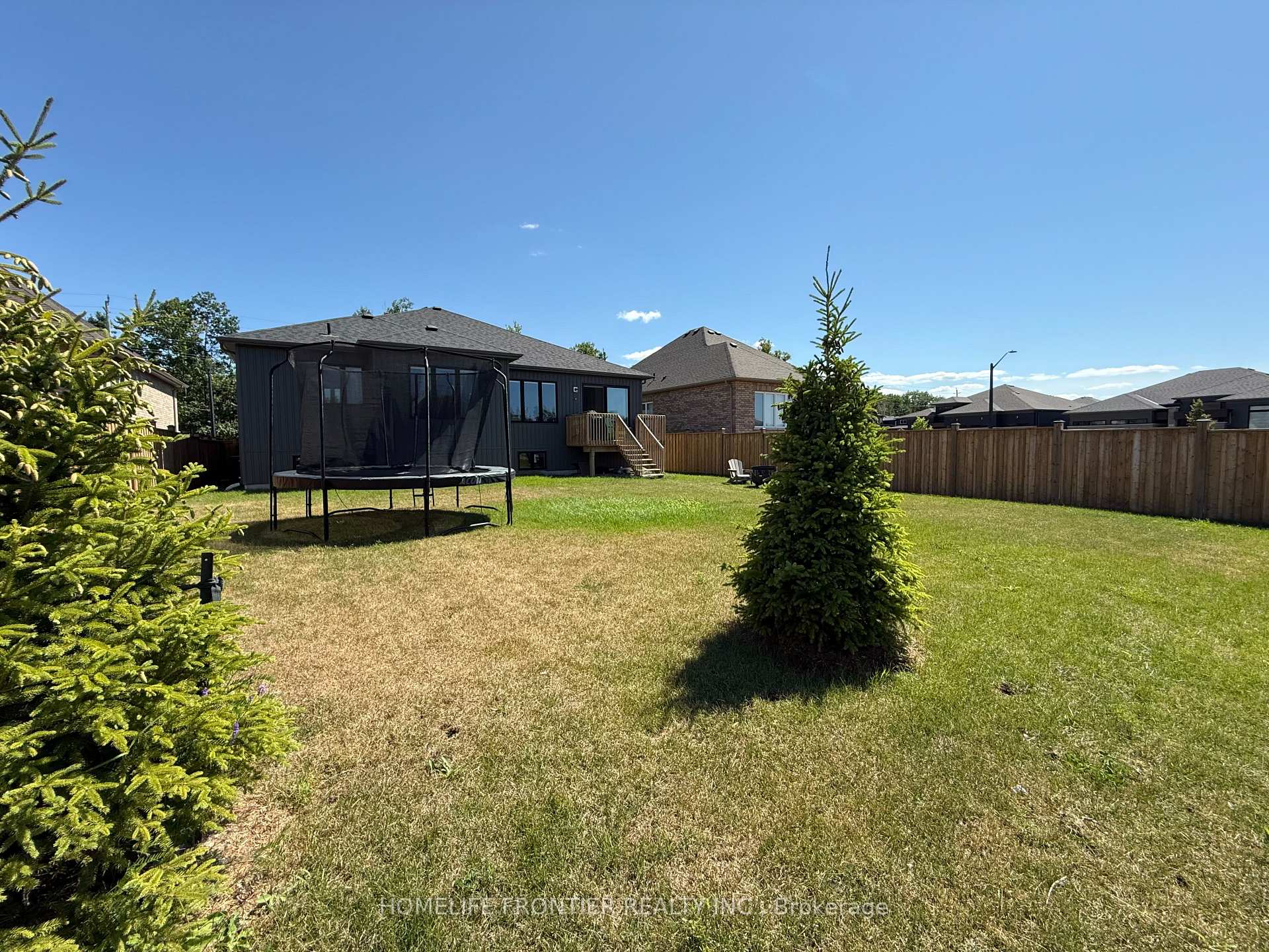 Photo 22 of 256 Ramblewood Drive, Wasaga Beach — HOMEH