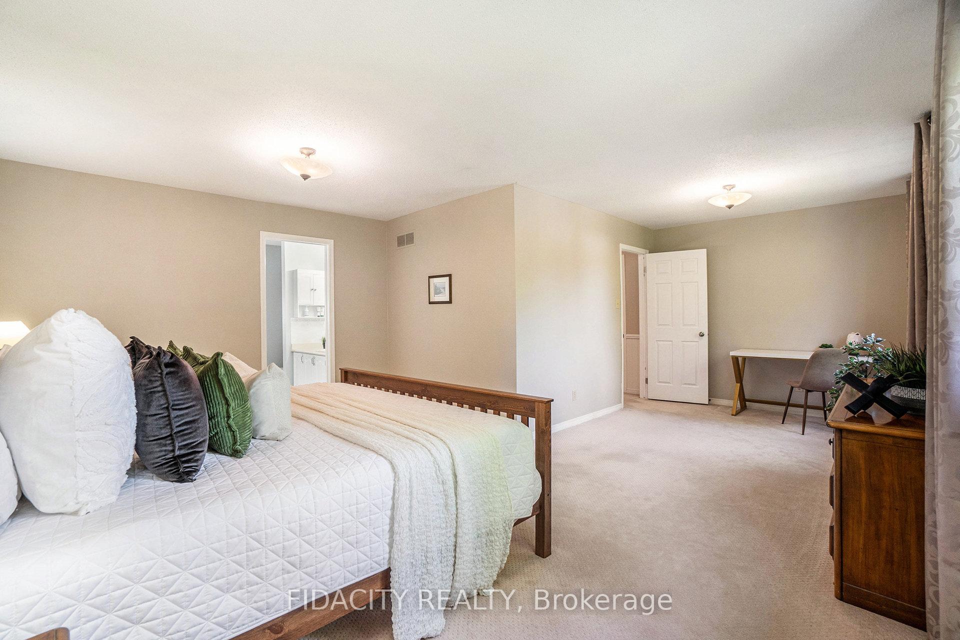 Photo 16 of 17 Albury Crescent, Ottawa, Stittsville (Central) — HOMEH