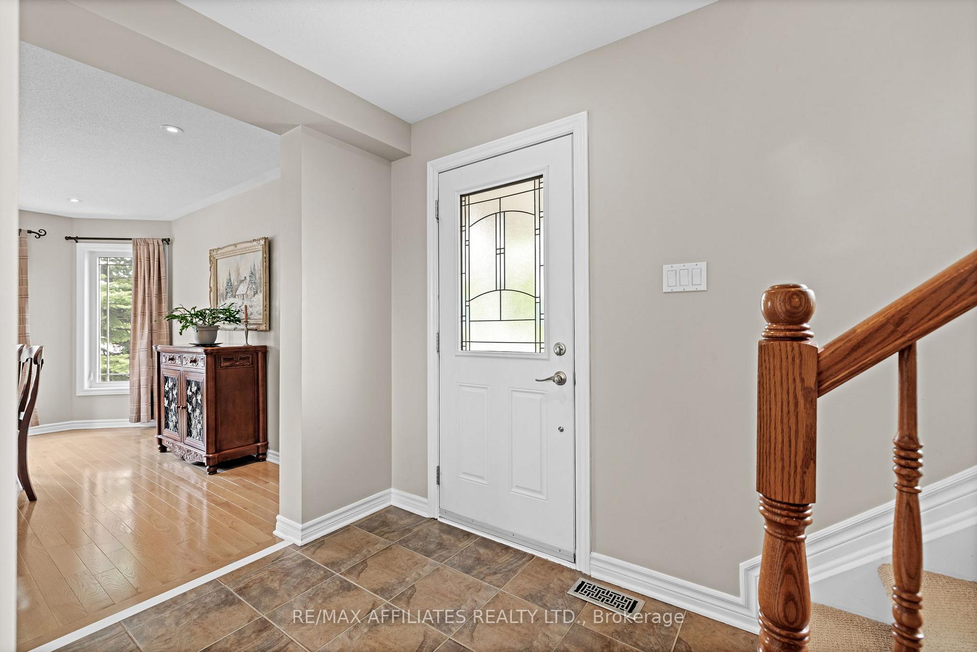 Photo 4 of 200 Moss Grove Street, Ottawa, Barrhaven - Strandherd — HOMEH