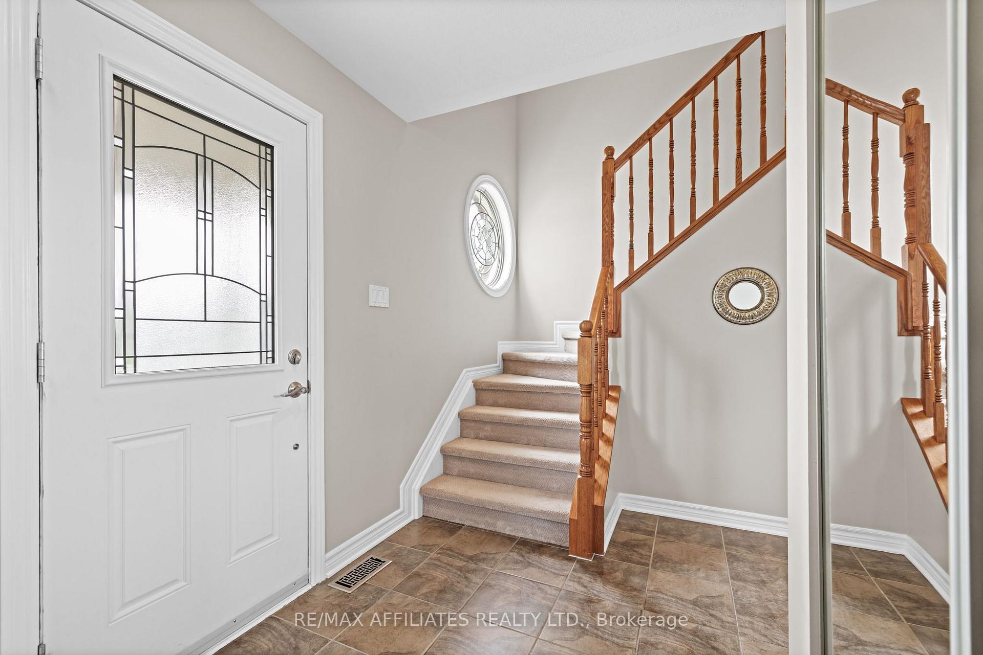 Photo 5 of 200 Moss Grove Street, Ottawa, Barrhaven - Strandherd — HOMEH