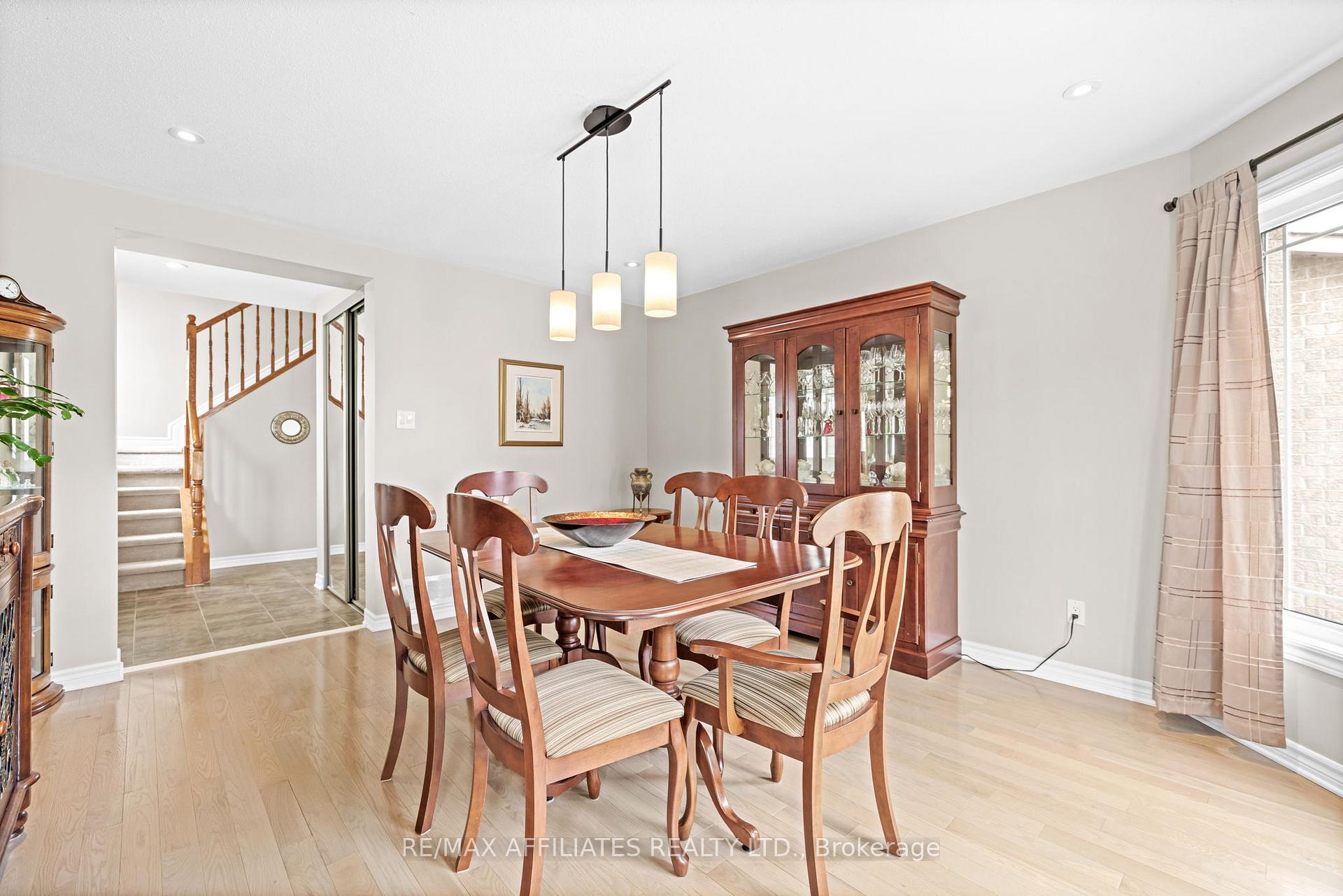 Photo 7 of 200 Moss Grove Street, Ottawa, Barrhaven - Strandherd — HOMEH