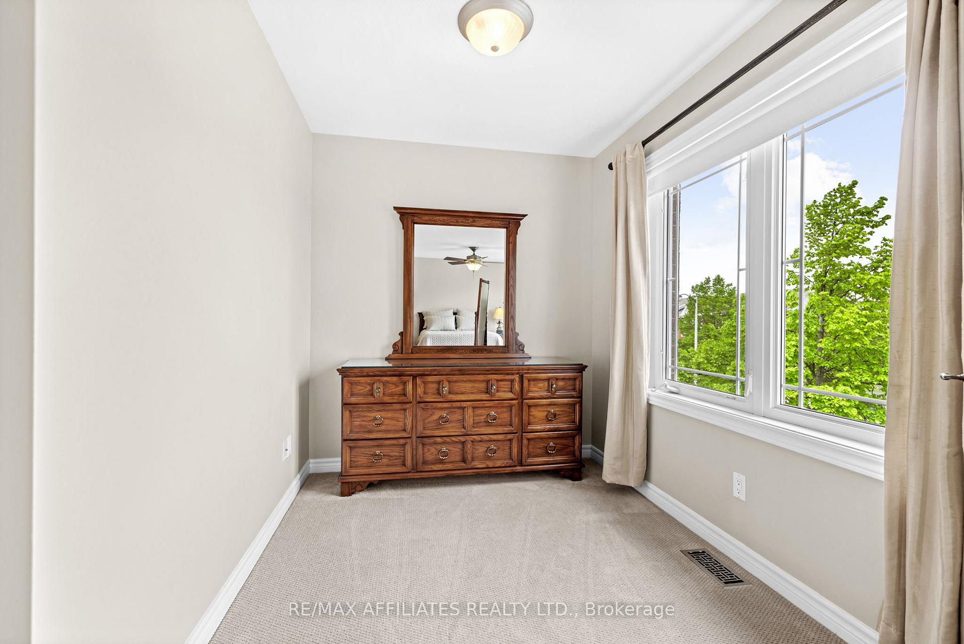 Photo 19 of 200 Moss Grove Street, Ottawa, Barrhaven - Strandherd — HOMEH