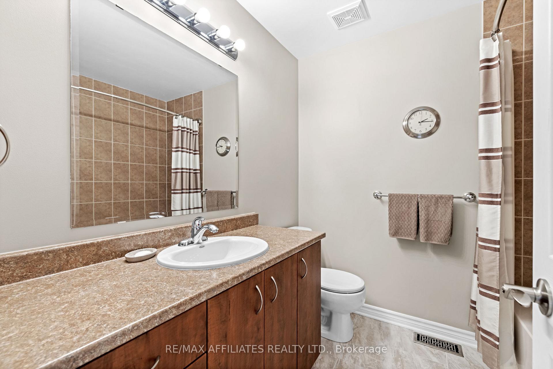 Photo 24 of 200 Moss Grove Street, Ottawa, Barrhaven - Strandherd — HOMEH