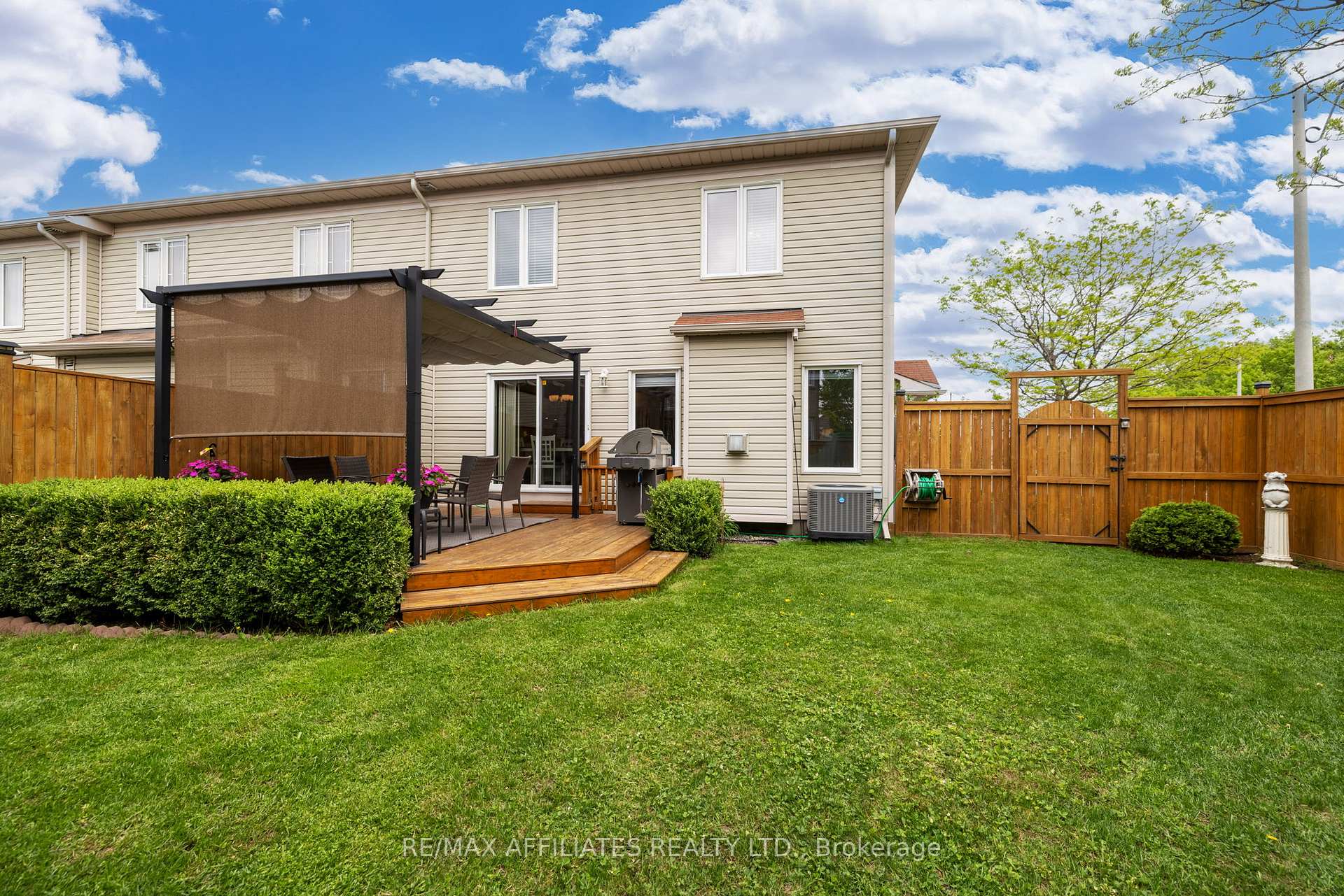 Photo 28 of 200 Moss Grove Street, Ottawa, Barrhaven - Strandherd — HOMEH