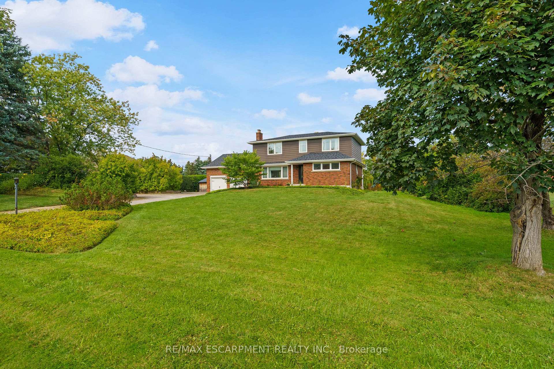 Photo 1 of 9604 Twenty Road W, Hamilton, Rural Glanbrook — HOMEH