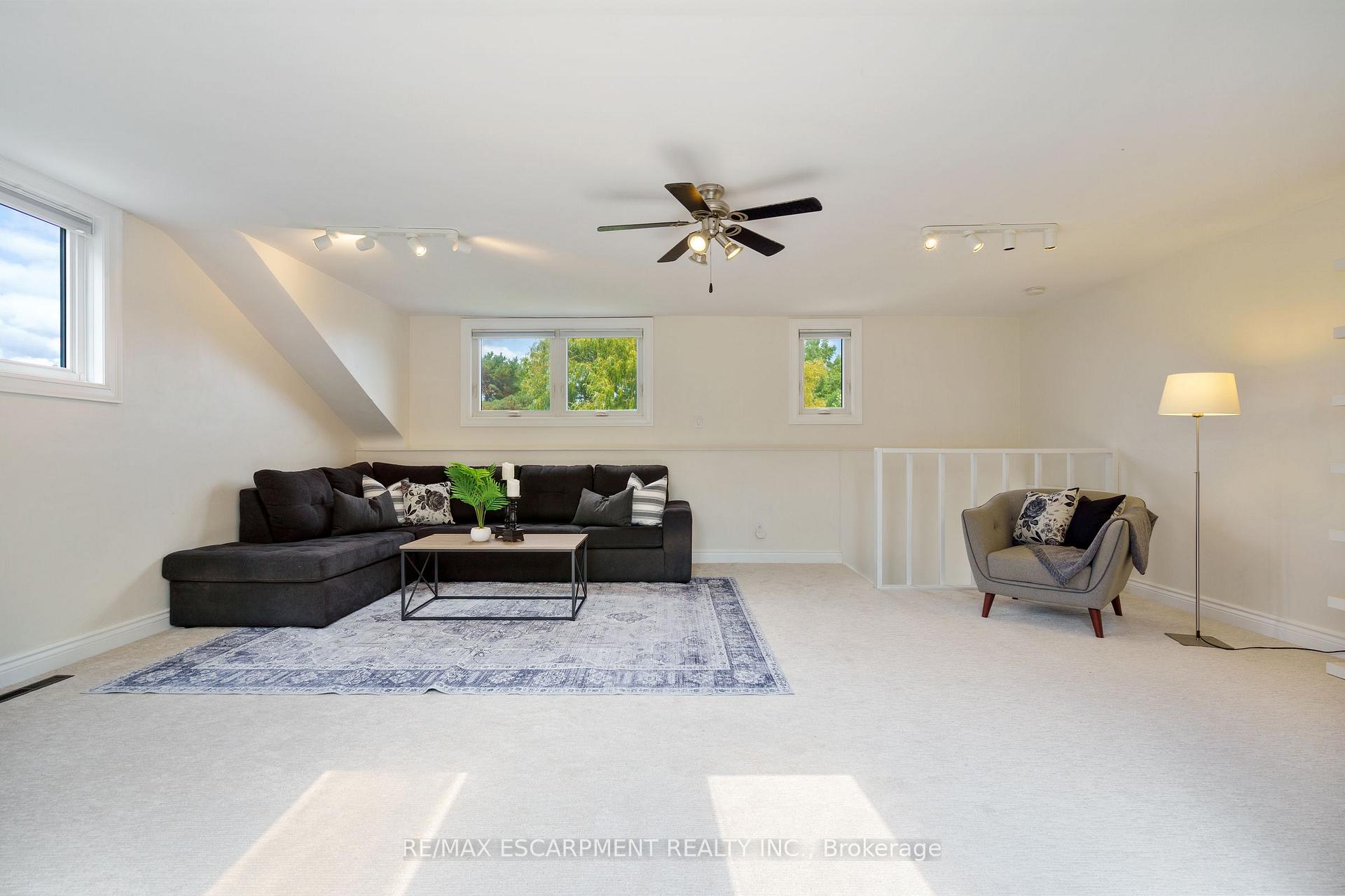 Photo 19 of 9604 Twenty Road W, Hamilton, Rural Glanbrook — HOMEH
