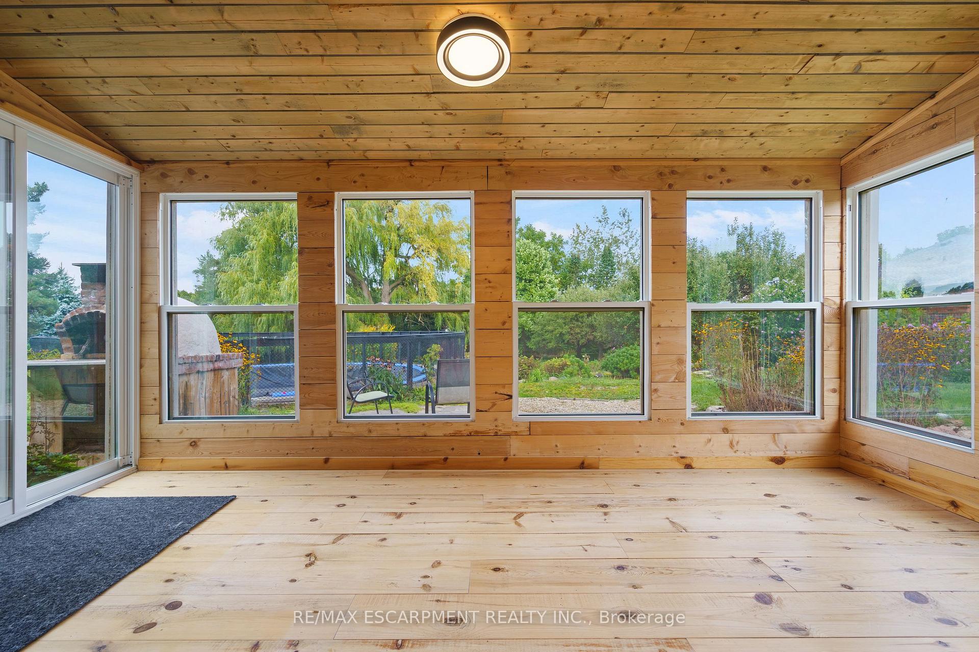 Photo 38 of 9604 Twenty Road W, Hamilton, Rural Glanbrook — HOMEH