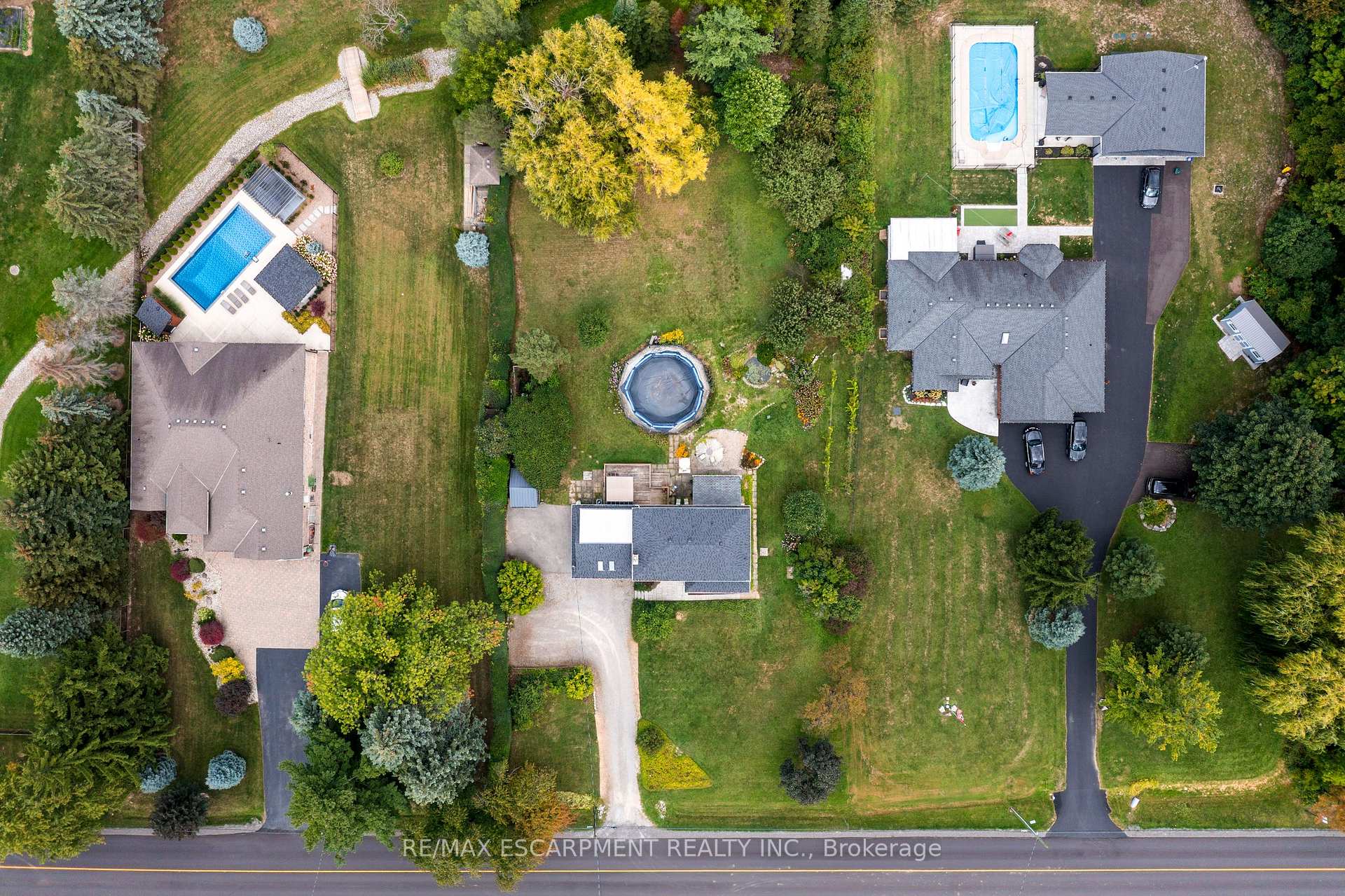 Photo 39 of 9604 Twenty Road W, Hamilton, Rural Glanbrook — HOMEH