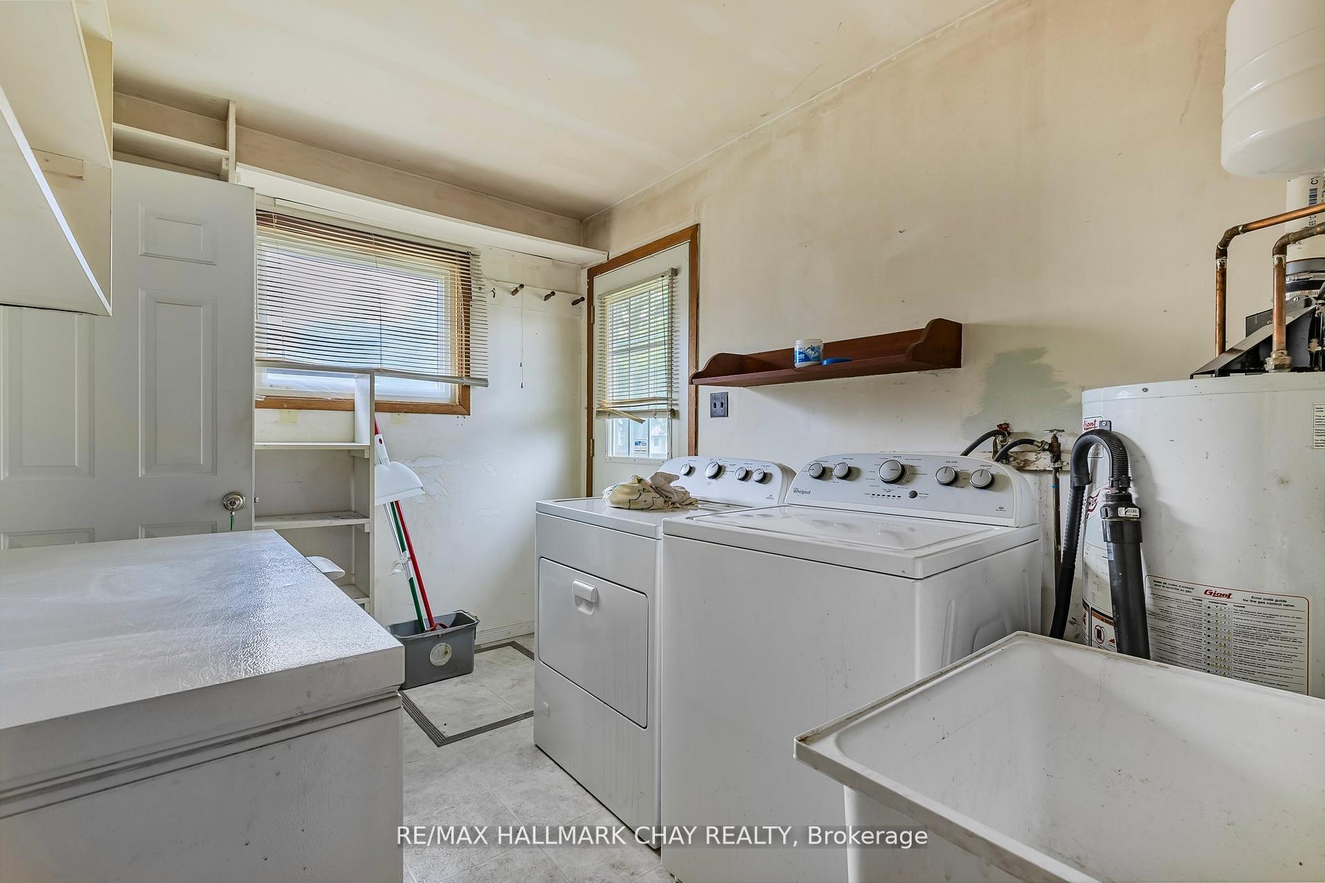 Photo 20 of 66 Queen Street E, Springwater, Elmvale — HOMEH