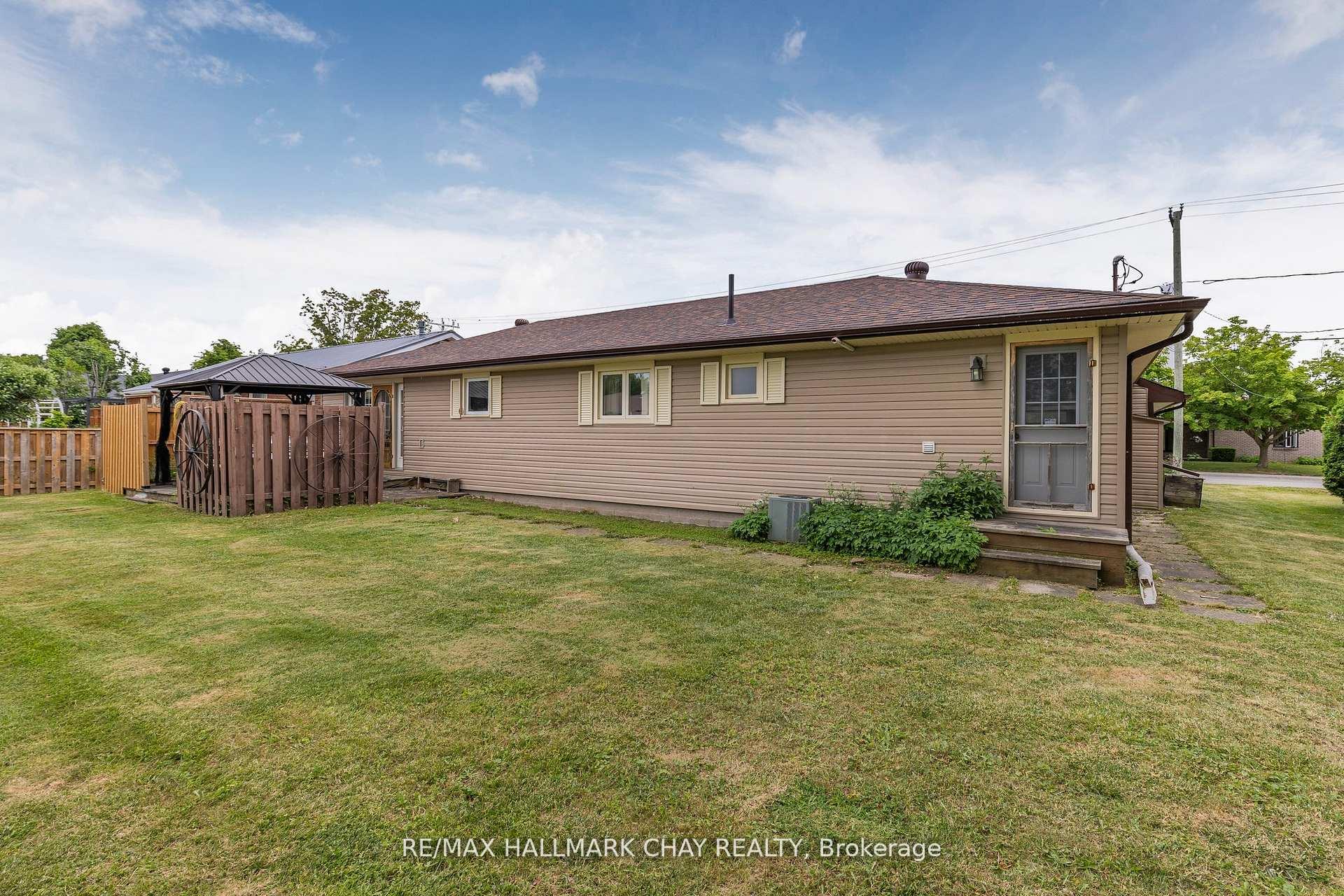 Photo 18 of 66 Queen Street E, Springwater, Elmvale — HOMEH