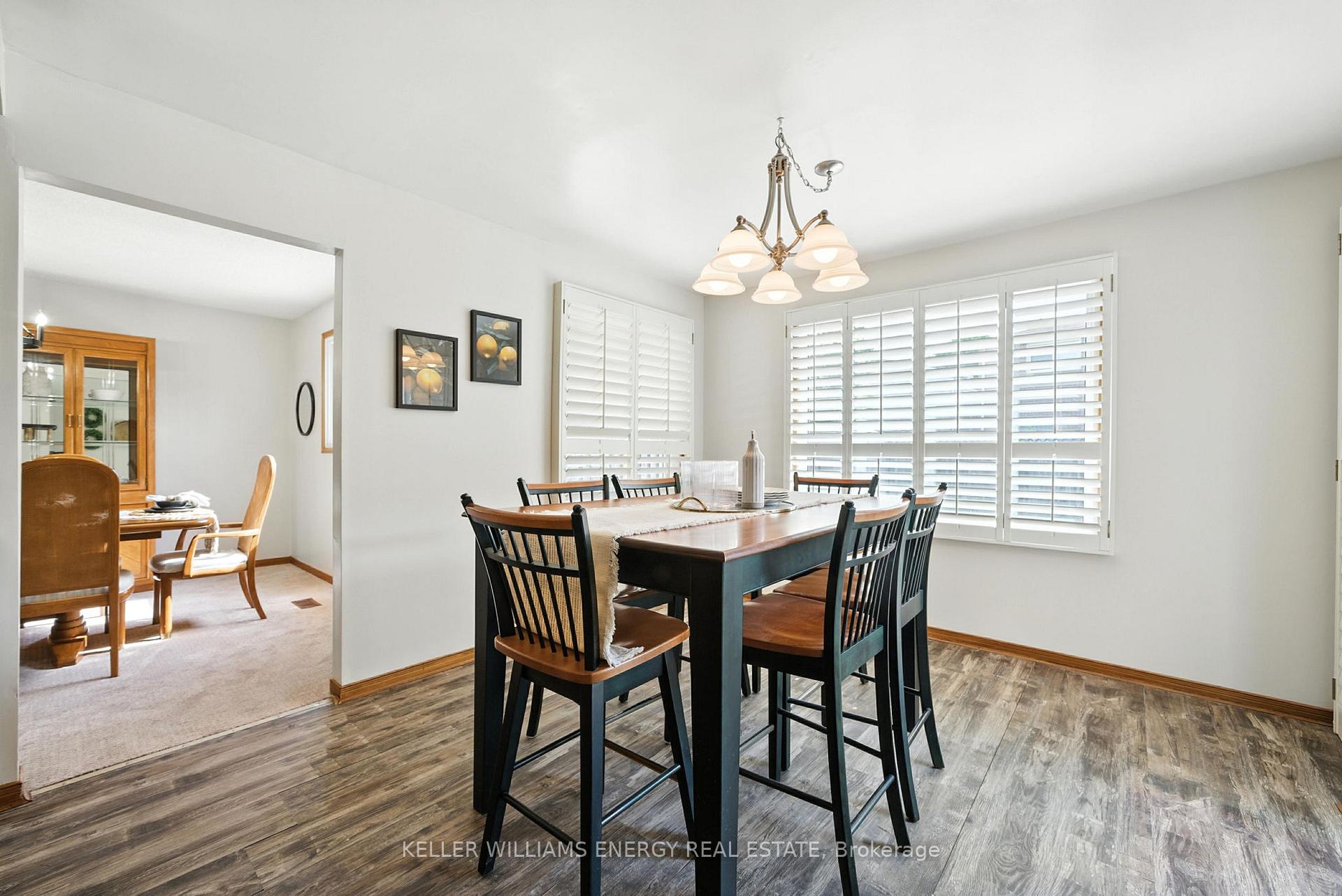 Photo 11 of 49 Cairns Drive, Markham, Raymerville — HOMEH