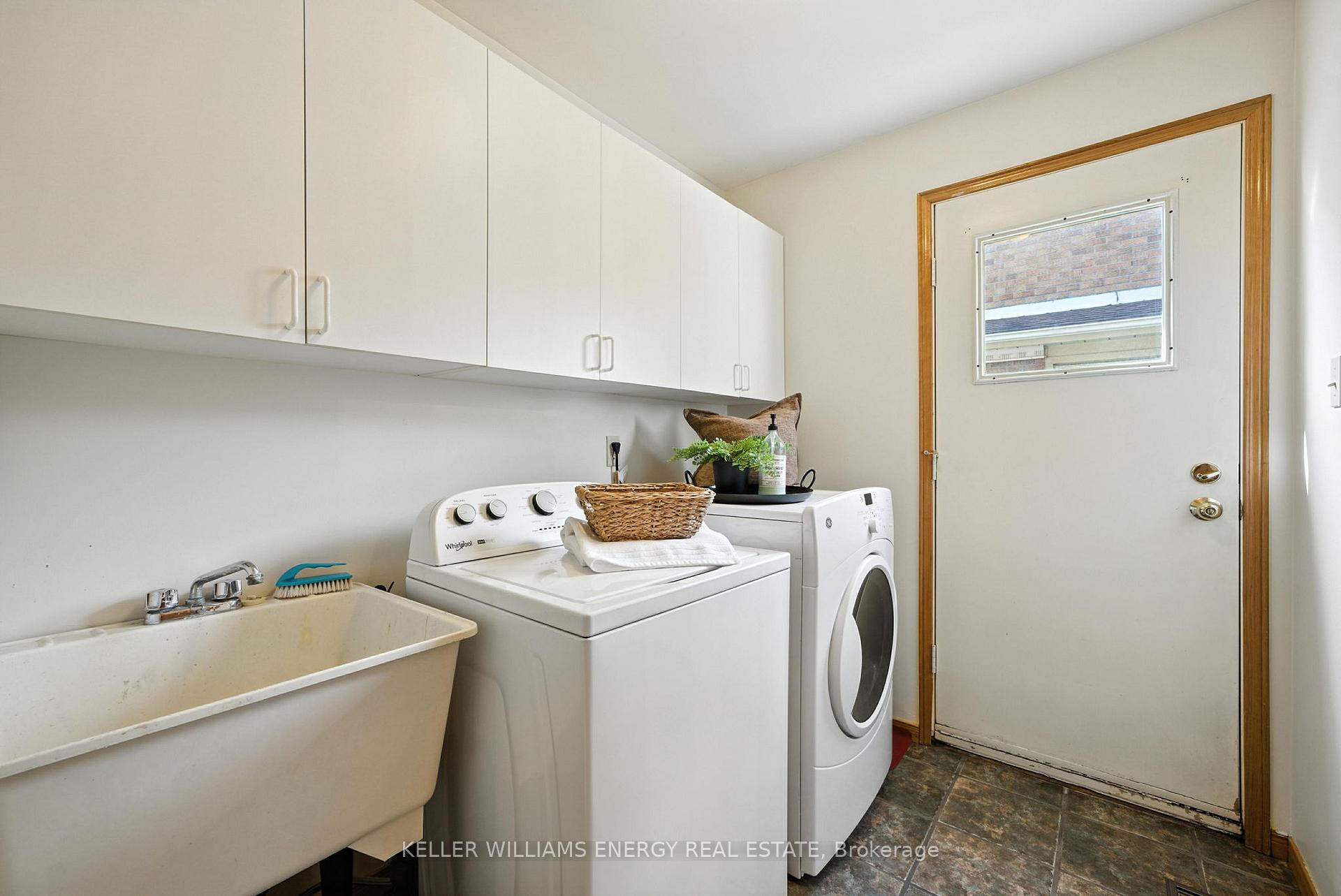 Photo 21 of 49 Cairns Drive, Markham, Raymerville — HOMEH