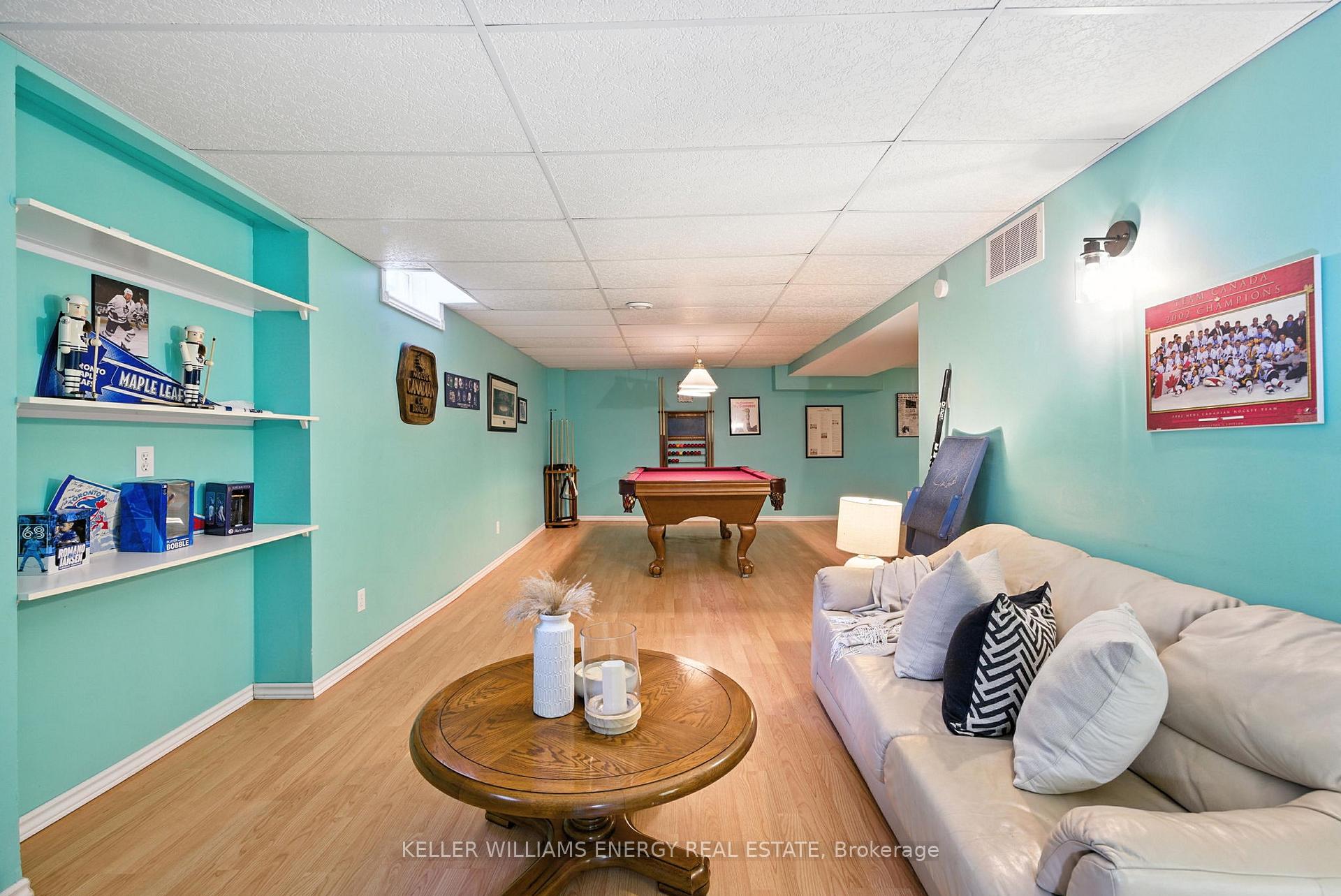 Photo 38 of 49 Cairns Drive, Markham, Raymerville — HOMEH